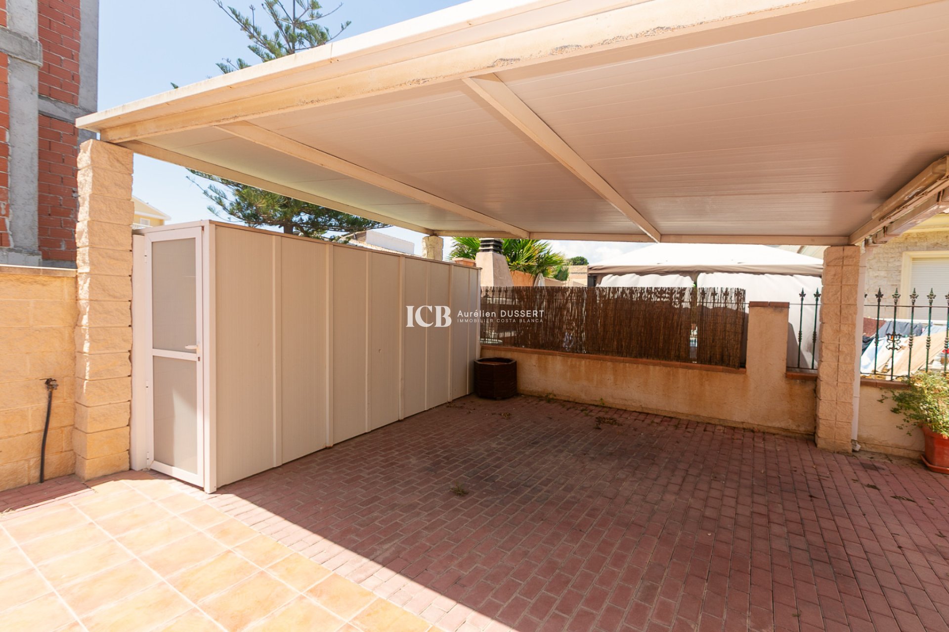 Resale - Detached house -
Orihuela Costa - La Zenia
