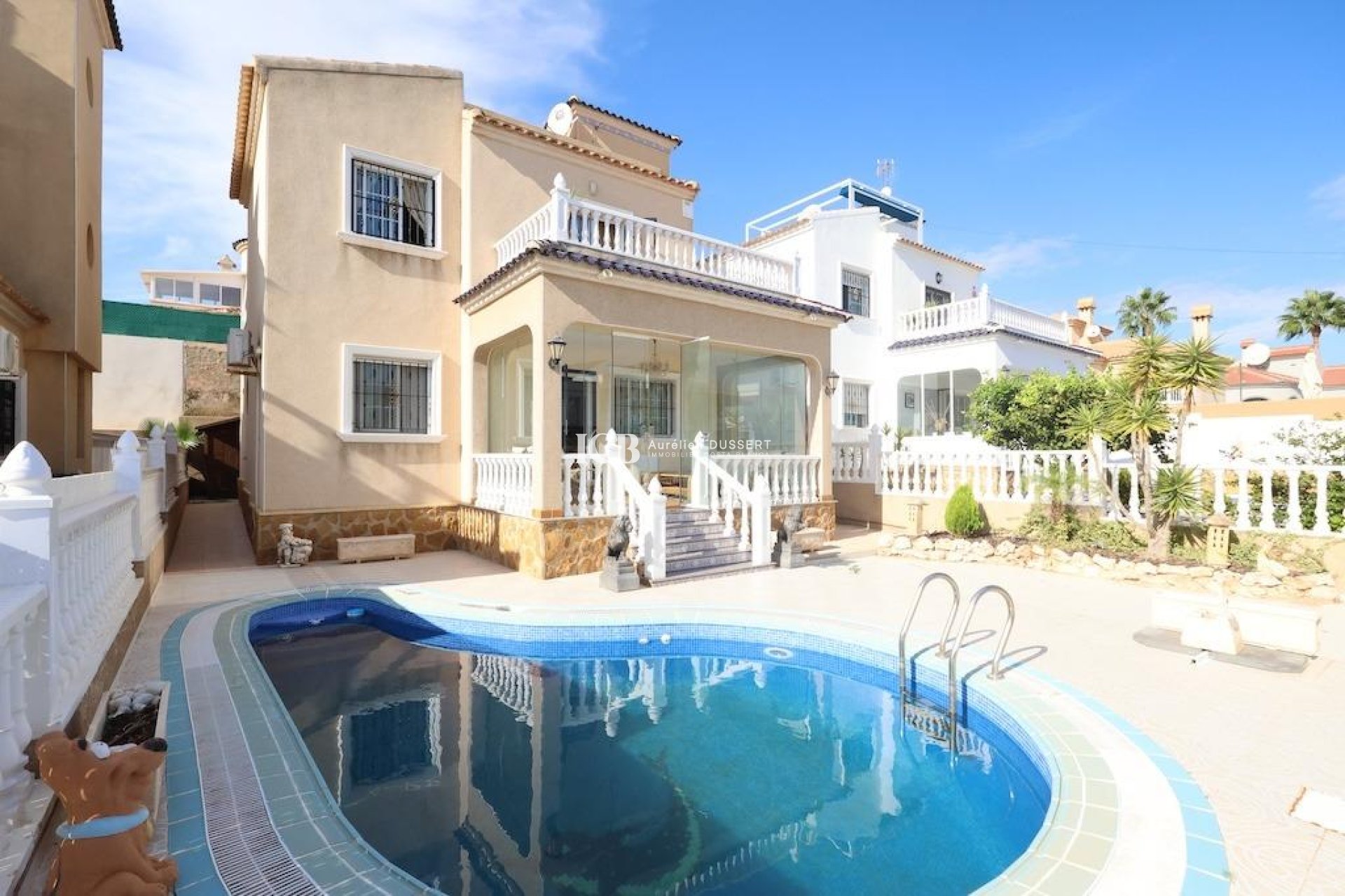 Resale - Detached house -
Orihuela Costa - Las Filipinas