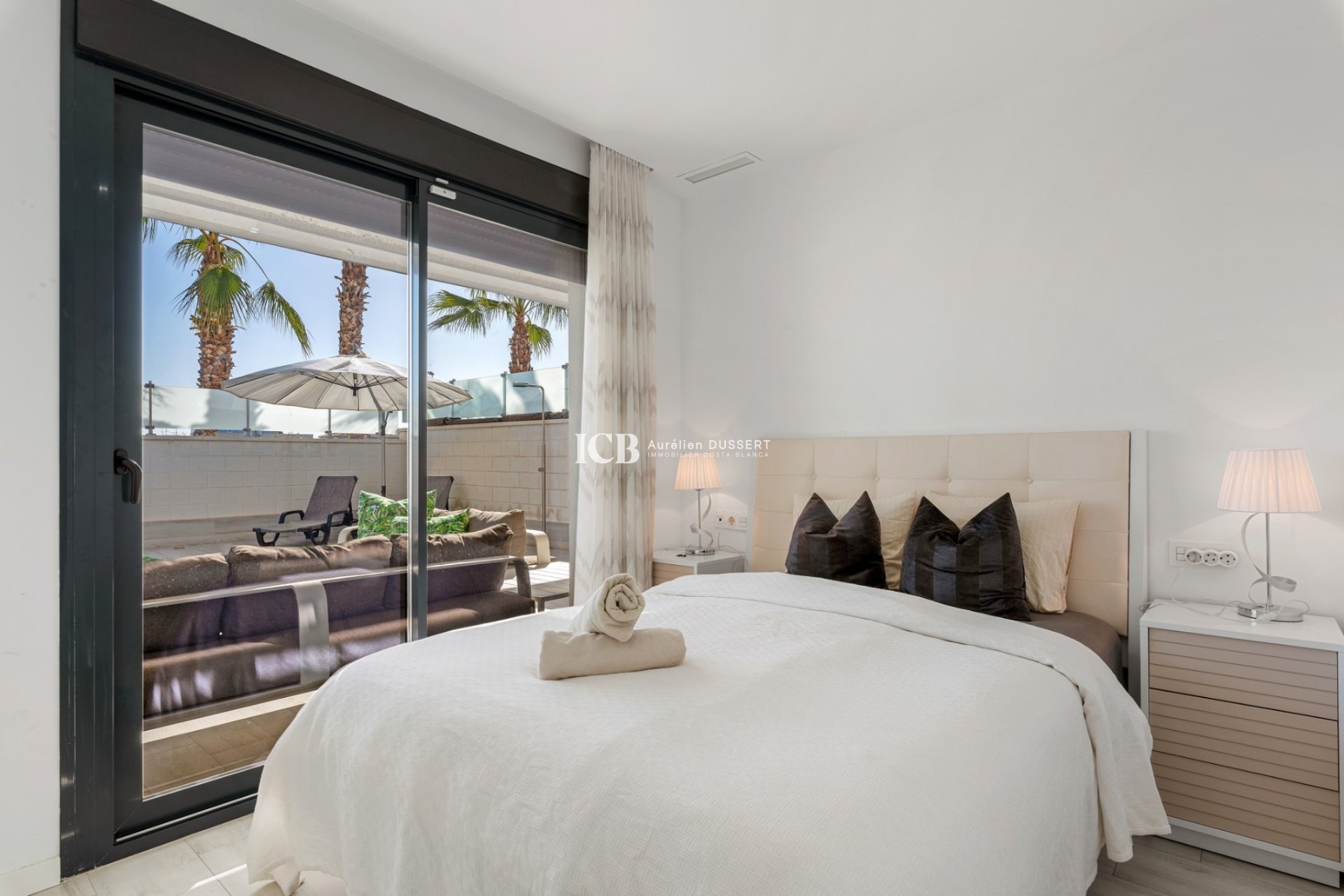 Resale - Detached house -
Orihuela Costa - Lomas de Cabo Roig