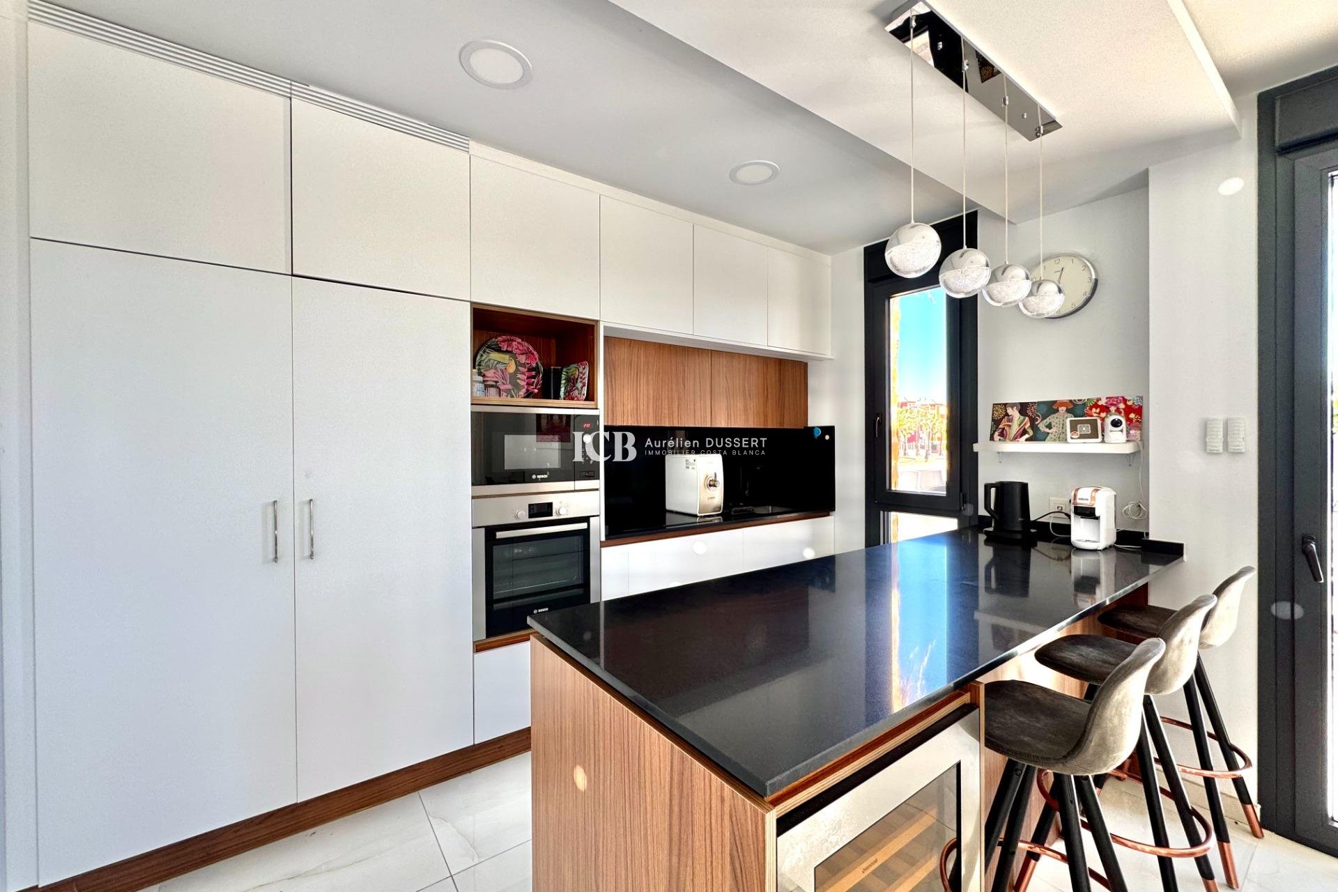 Resale - Detached house -
Orihuela Costa - Lomas de Cabo Roig