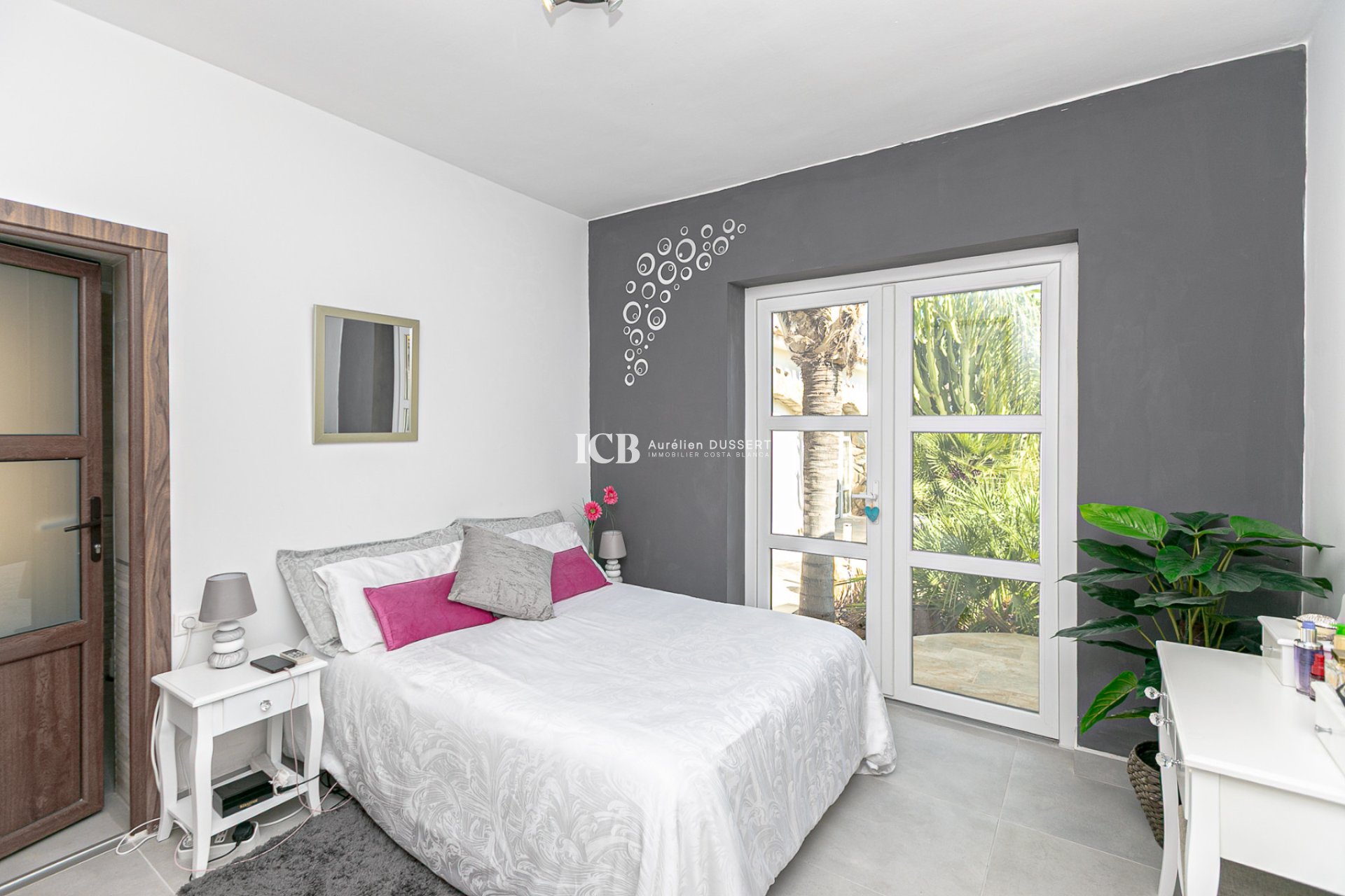 Resale - Detached house -
Orihuela Costa - Lomas de Cabo Roig