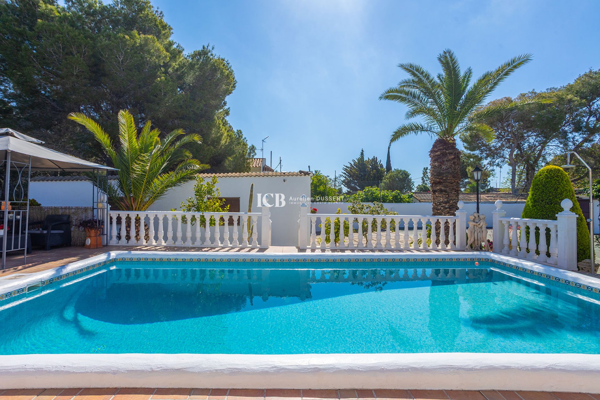 Resale - Detached house -
Orihuela Costa - Lomas de Cabo Roig