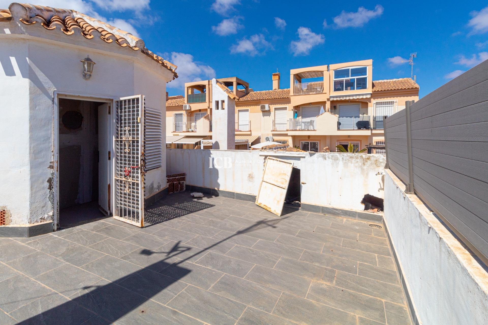 Resale - Detached house -
Orihuela Costa - Los Almendros-La Florida