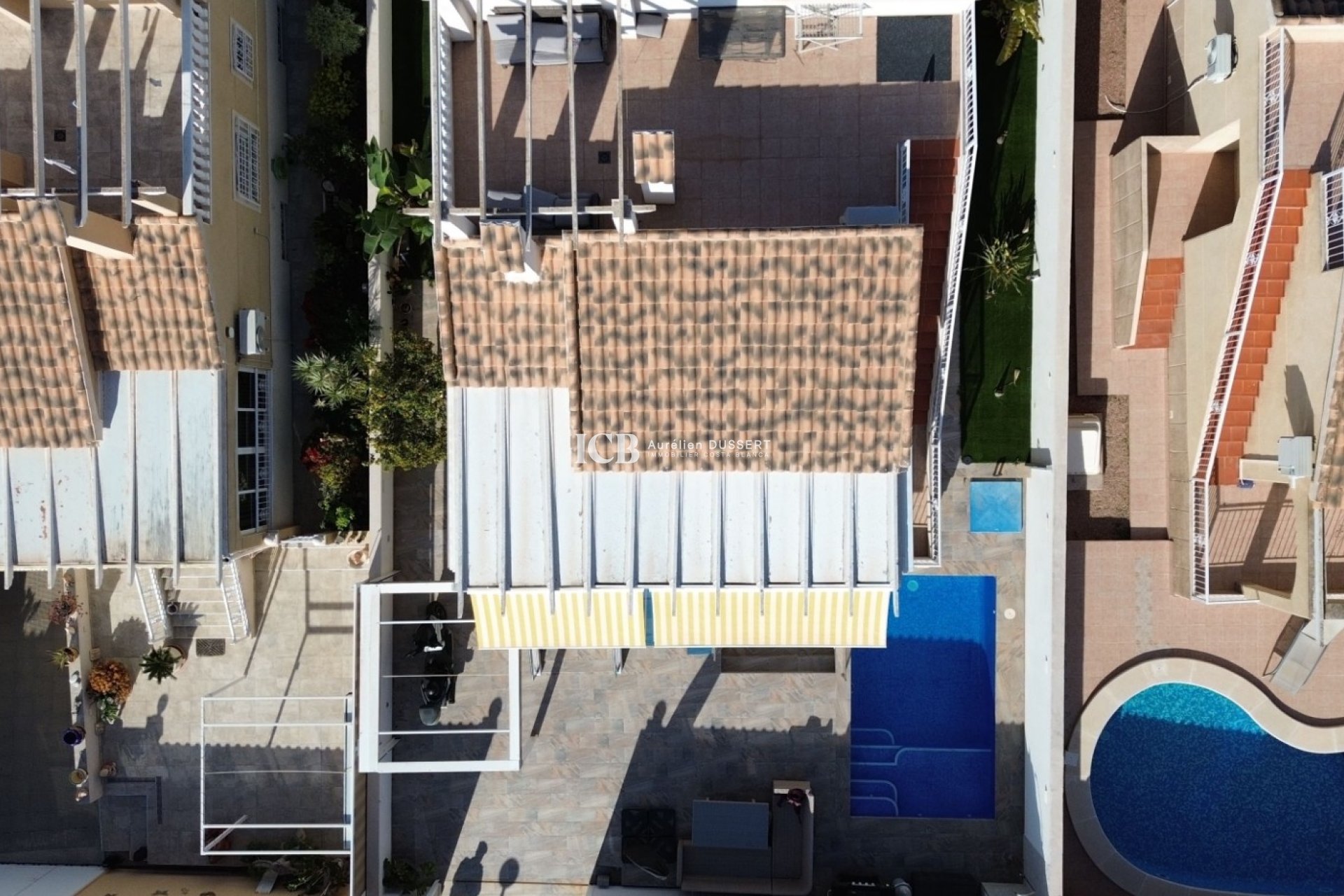 Resale - Detached house -
Orihuela Costa - Los Dolses