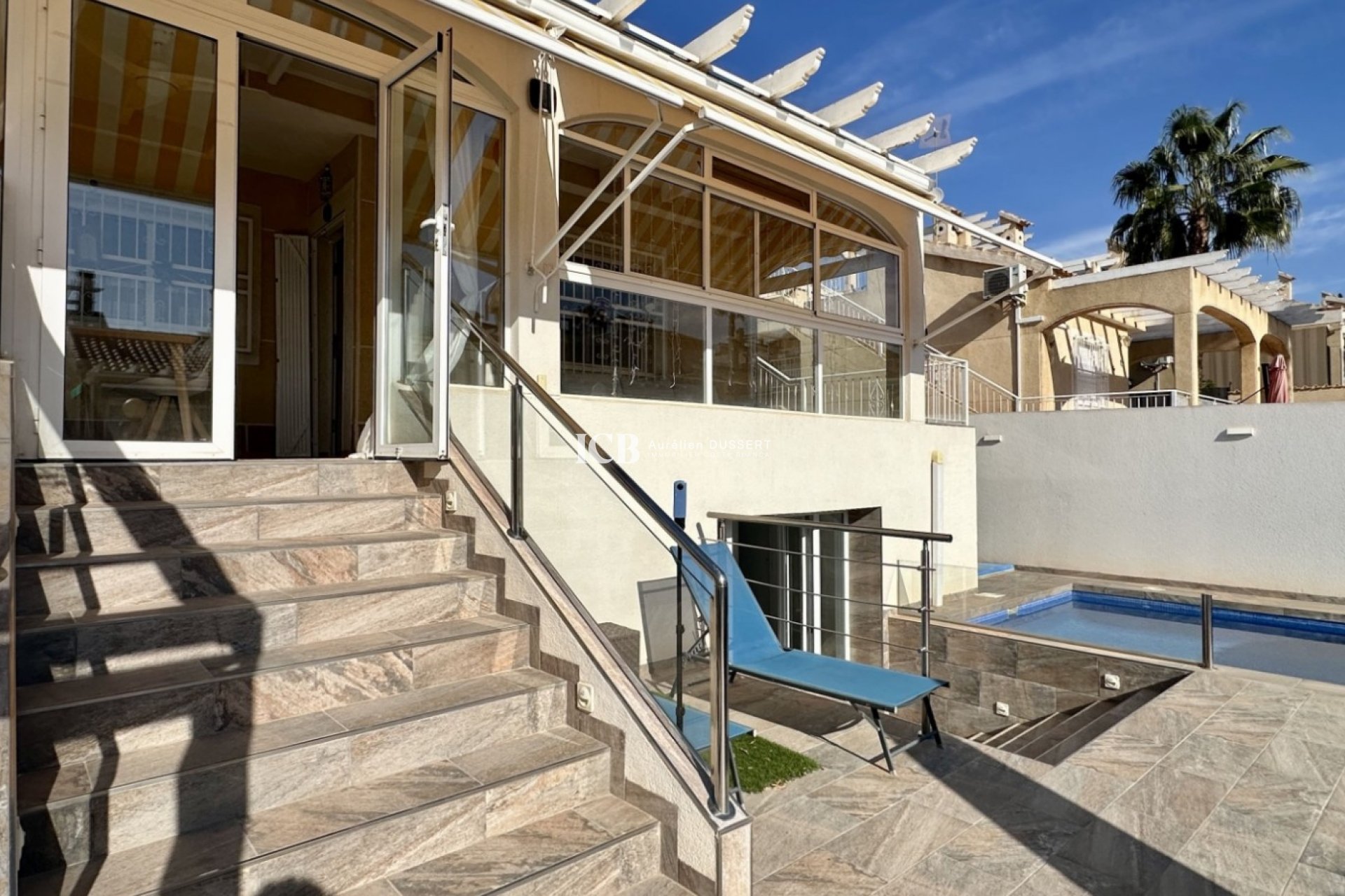 Resale - Detached house -
Orihuela Costa - Los Dolses