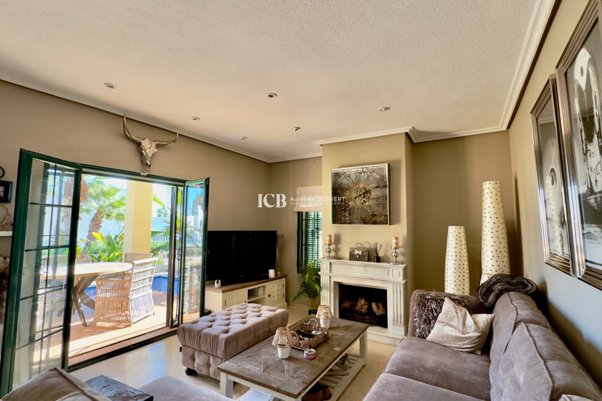 Resale - Detached house -
Orihuela Costa - Los Dolses