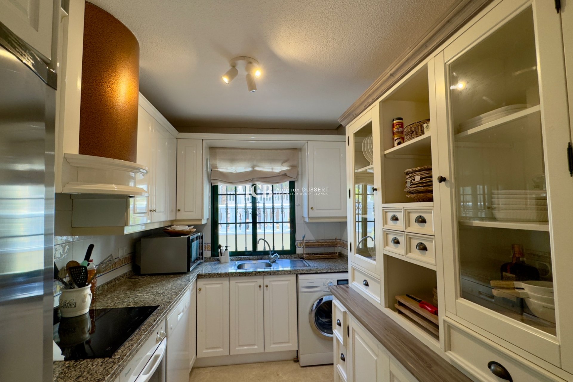 Resale - Detached house -
Orihuela Costa - Los Dolses