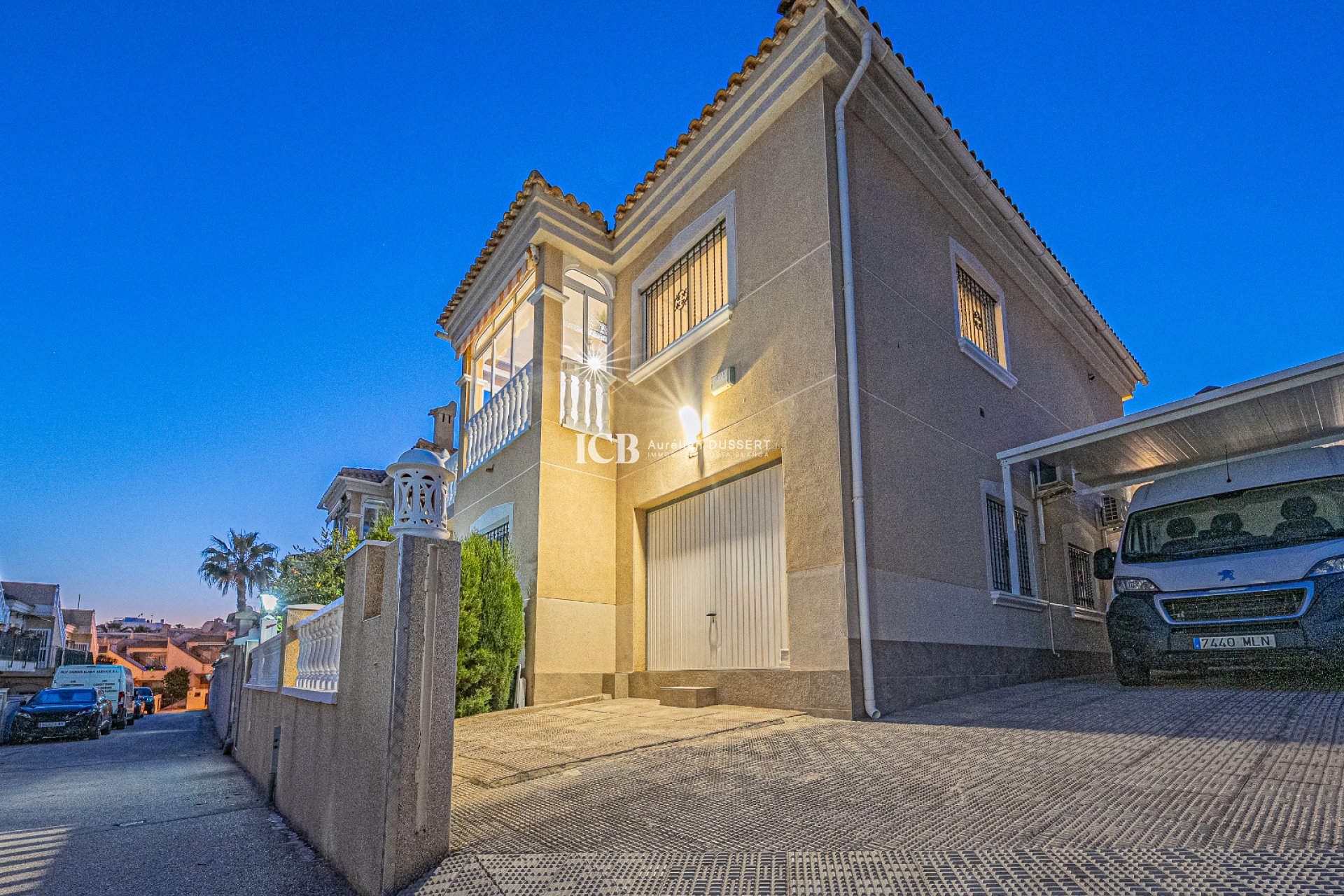 Resale - Detached house -
Orihuela Costa - Montegolf