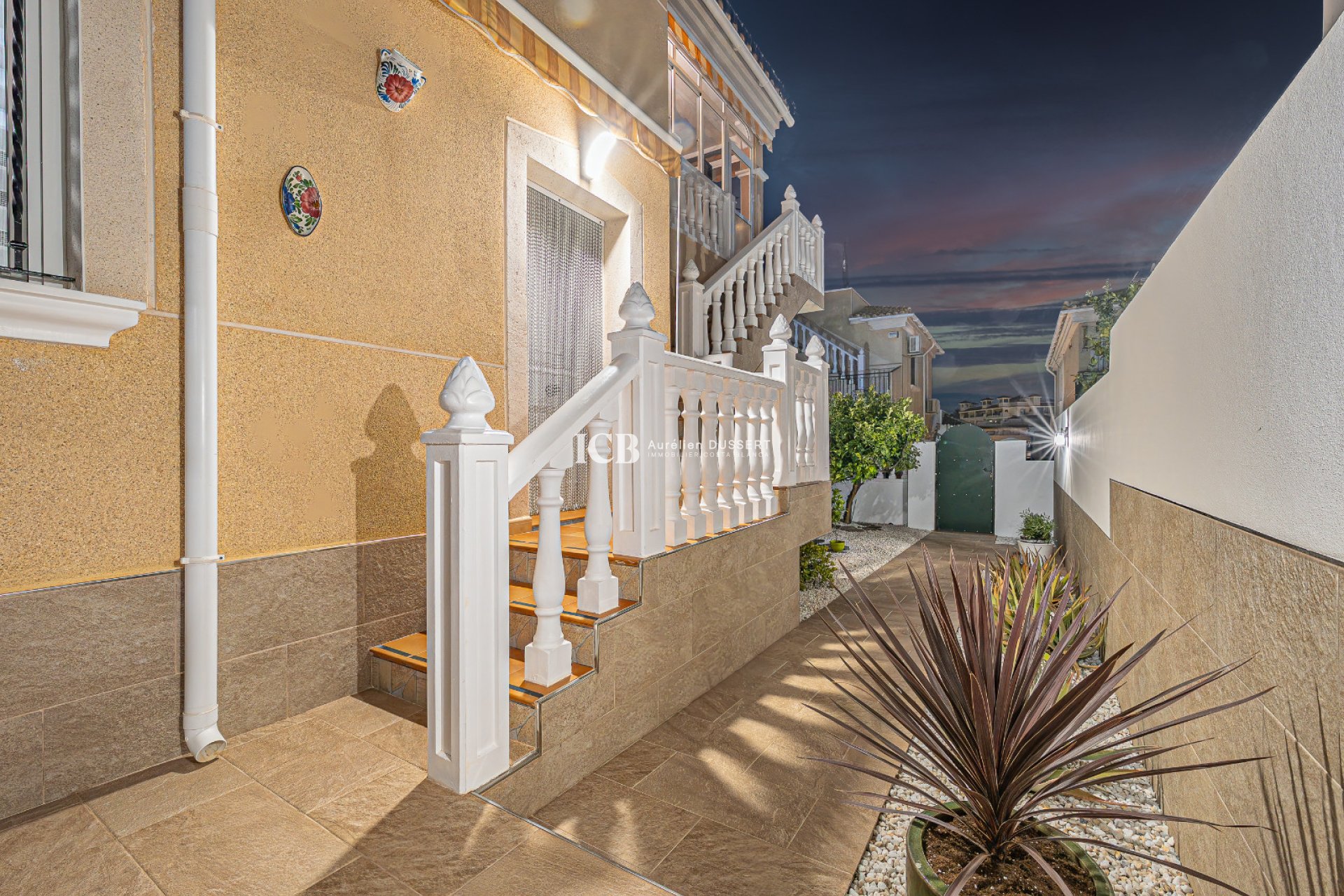 Resale - Detached house -
Orihuela Costa - Montegolf