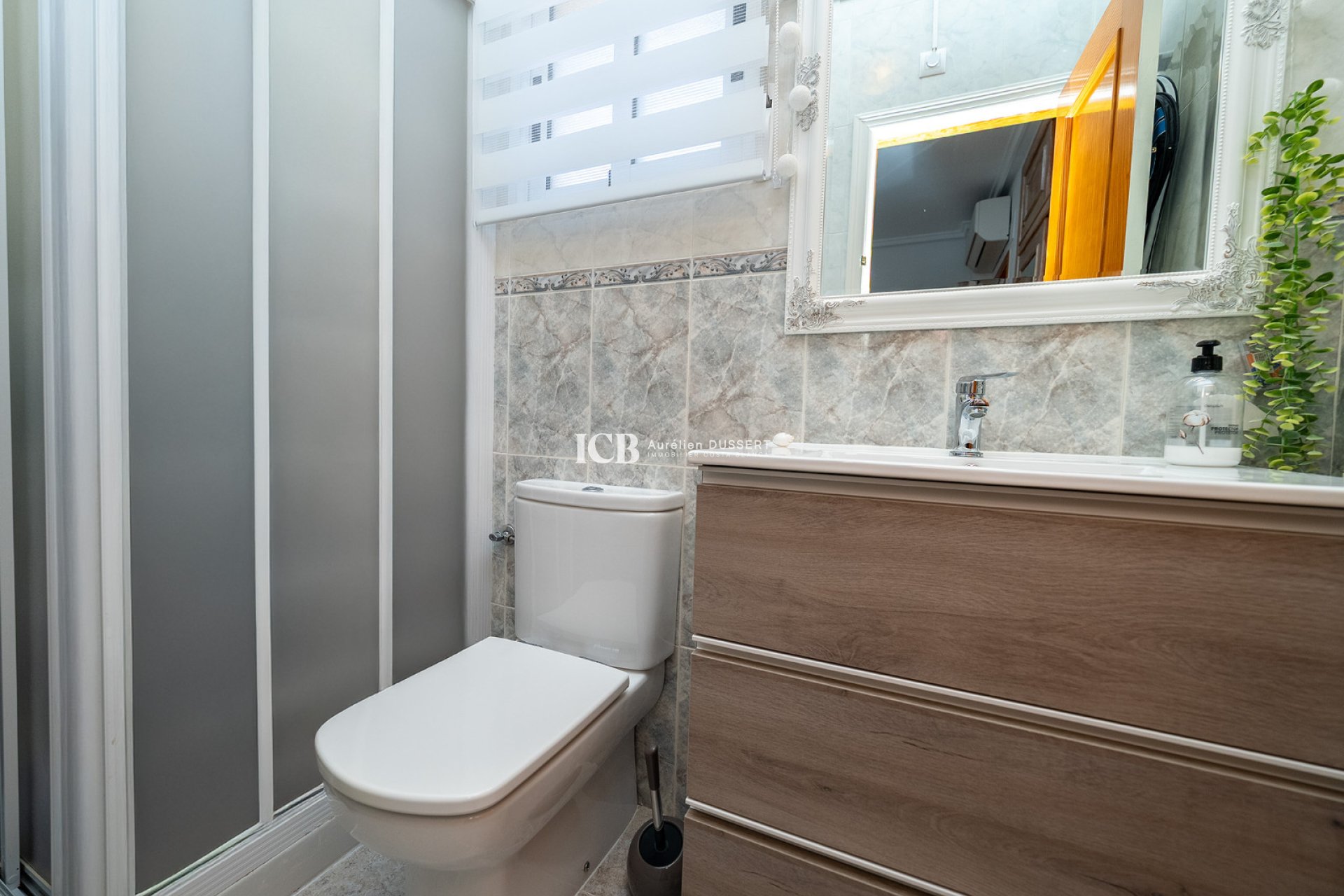 Resale - Detached house -
Orihuela Costa - Montegolf