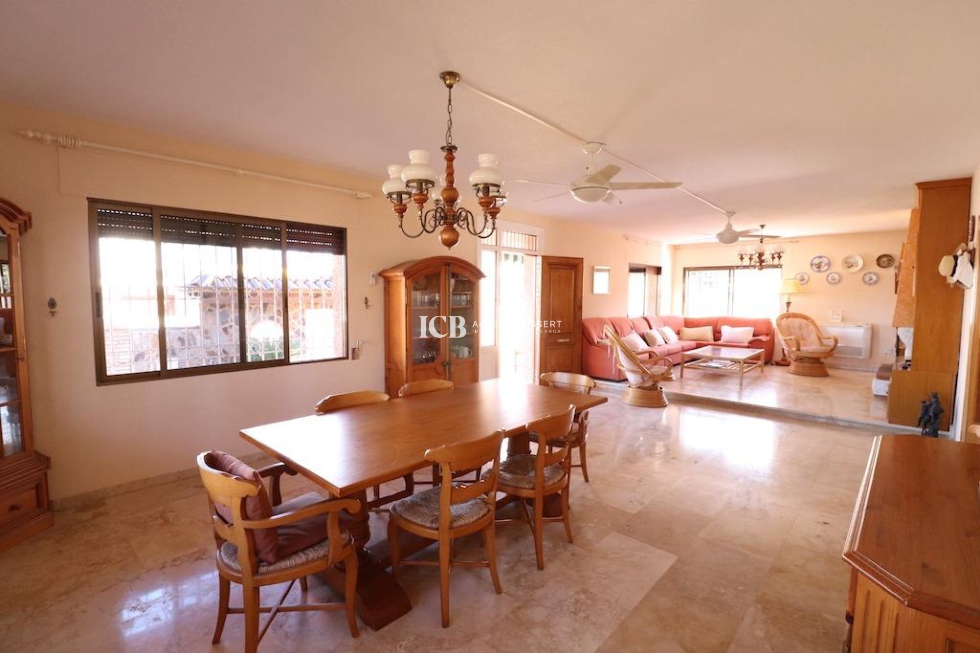 Resale - Detached house -
Orihuela Costa - MUY CERCA DE LA PLAYA