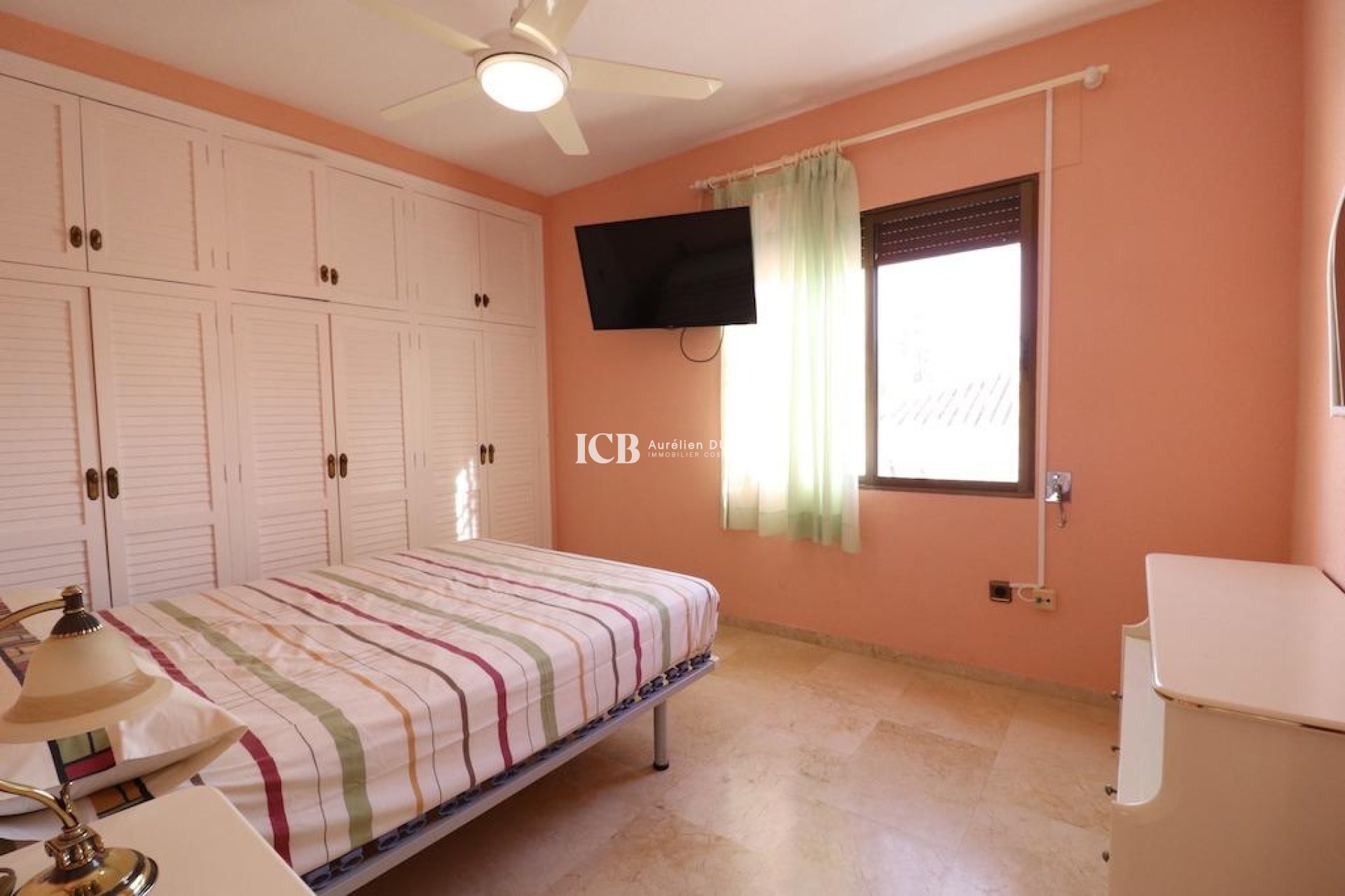 Resale - Detached house -
Orihuela Costa - MUY CERCA DE LA PLAYA