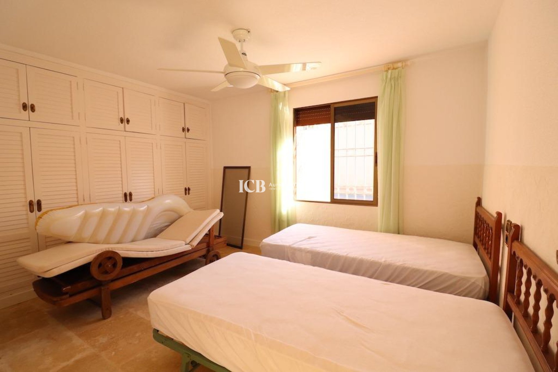 Resale - Detached house -
Orihuela Costa - MUY CERCA DE LA PLAYA