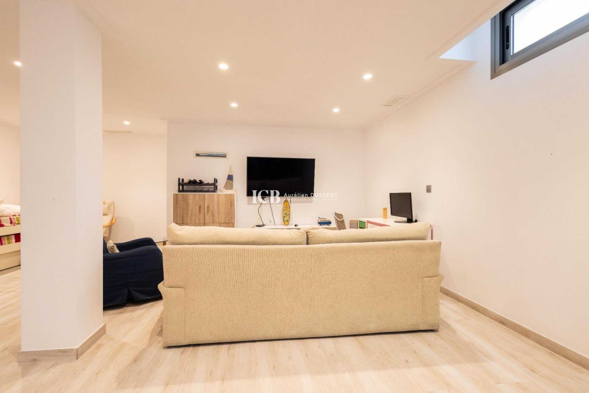 Resale - Detached house -
Orihuela Costa - PAU 26