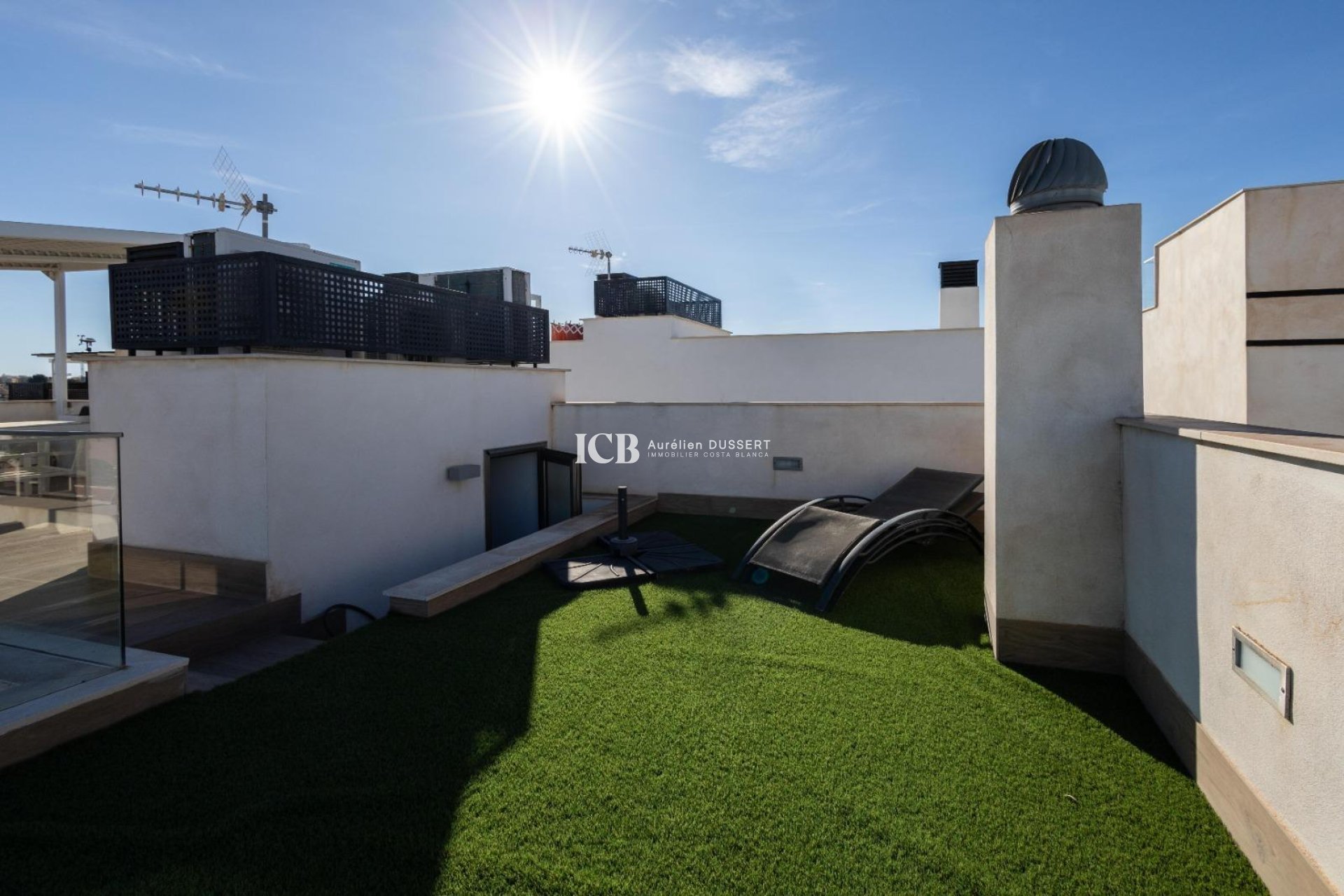 Resale - Detached house -
Orihuela Costa - PAU 26