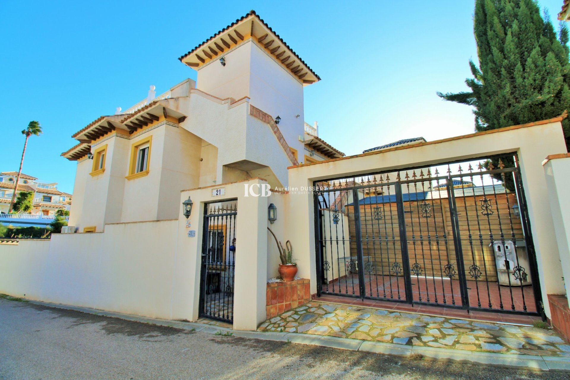 Resale - Detached house -
Orihuela Costa - Playa Flamenca