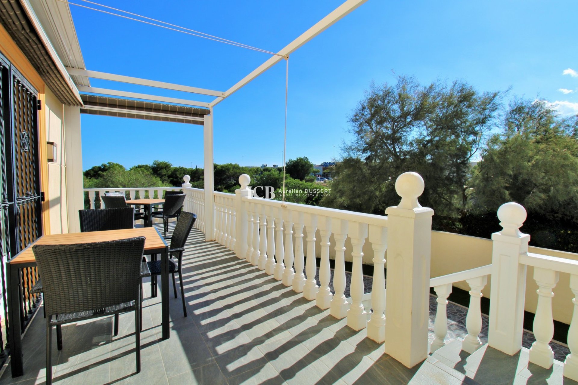 Resale - Detached house -
Orihuela Costa - Playa Flamenca