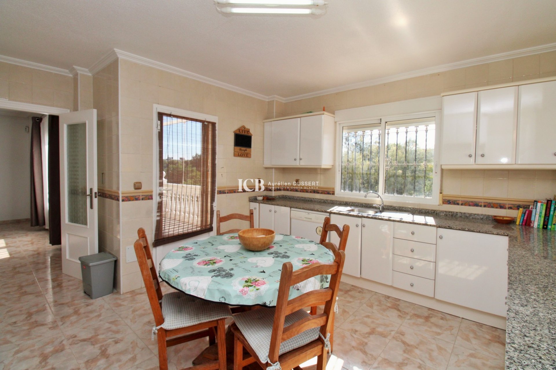 Resale - Detached house -
Orihuela Costa - Playa Flamenca