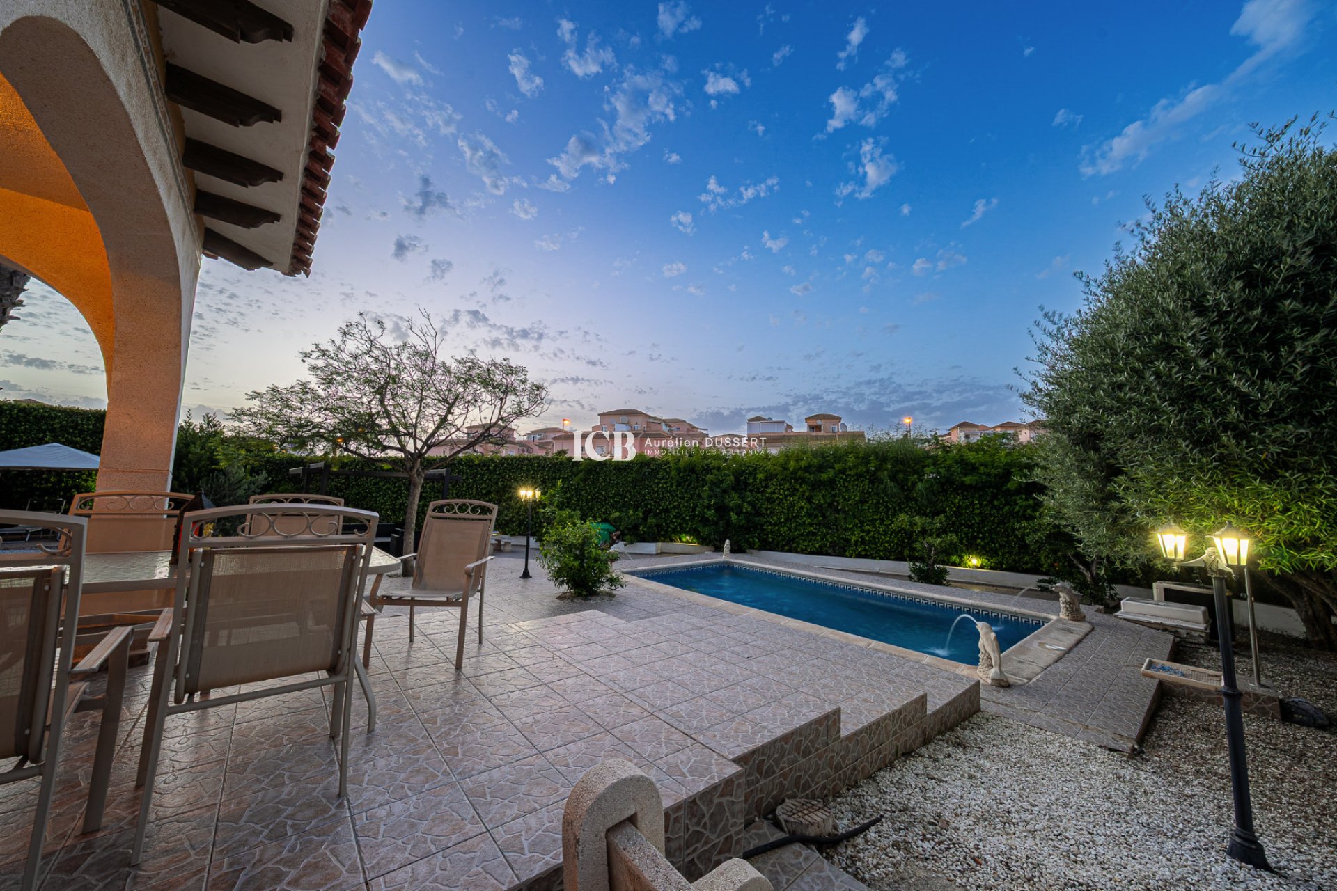 Resale - Detached house -
Orihuela Costa - Playa Flamenca