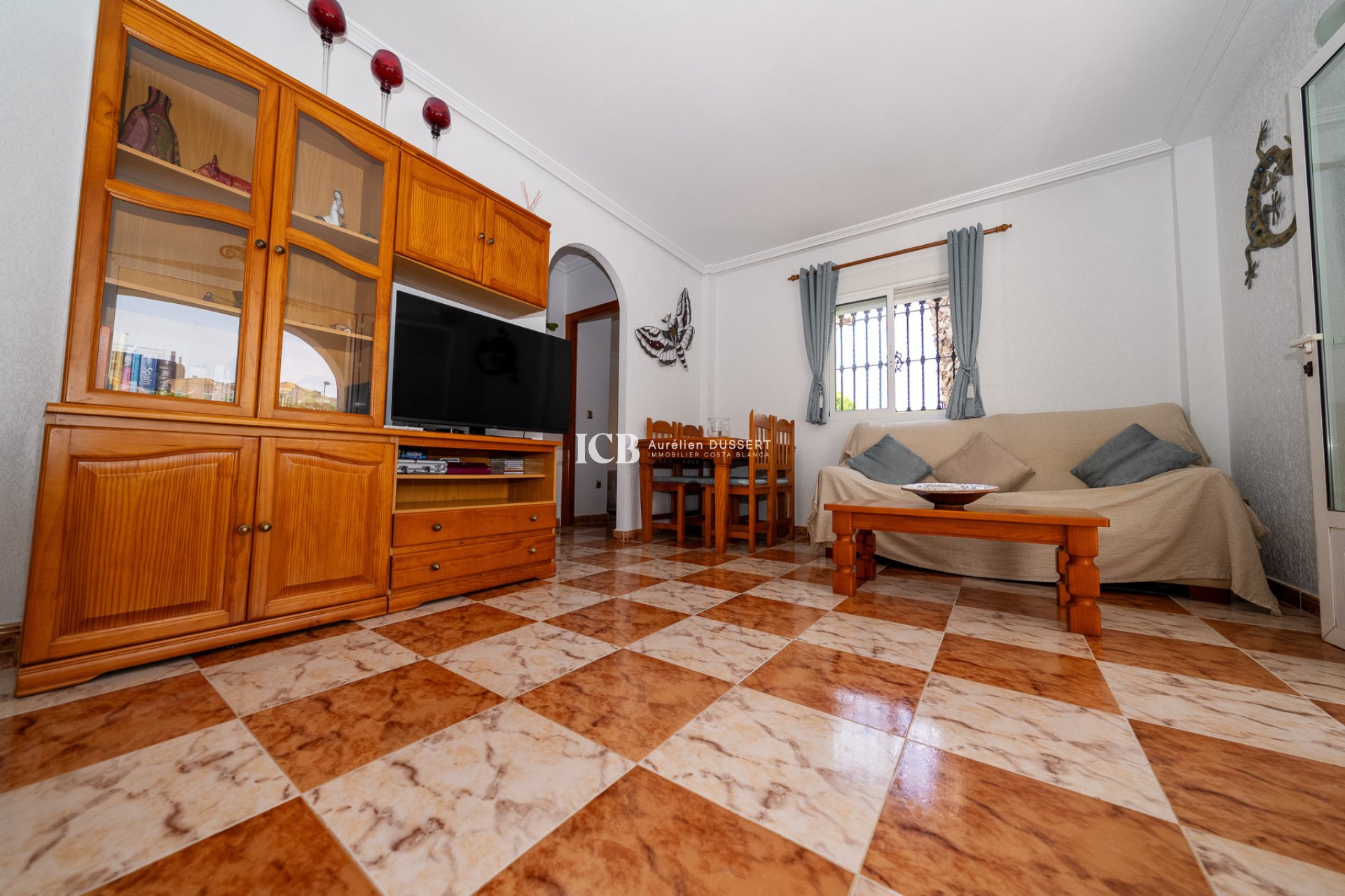 Resale - Detached house -
Orihuela Costa - Playa Flamenca