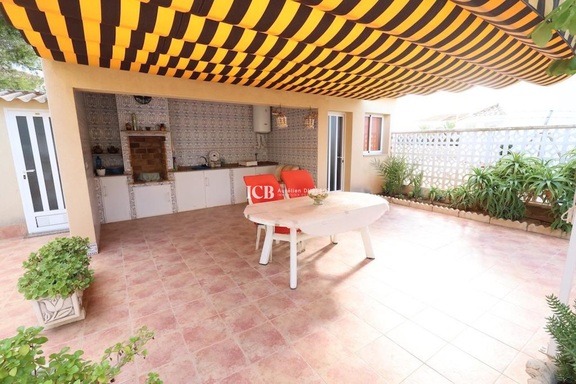 Resale - Detached house -
Orihuela Costa - Villamartín-Las Filipinas