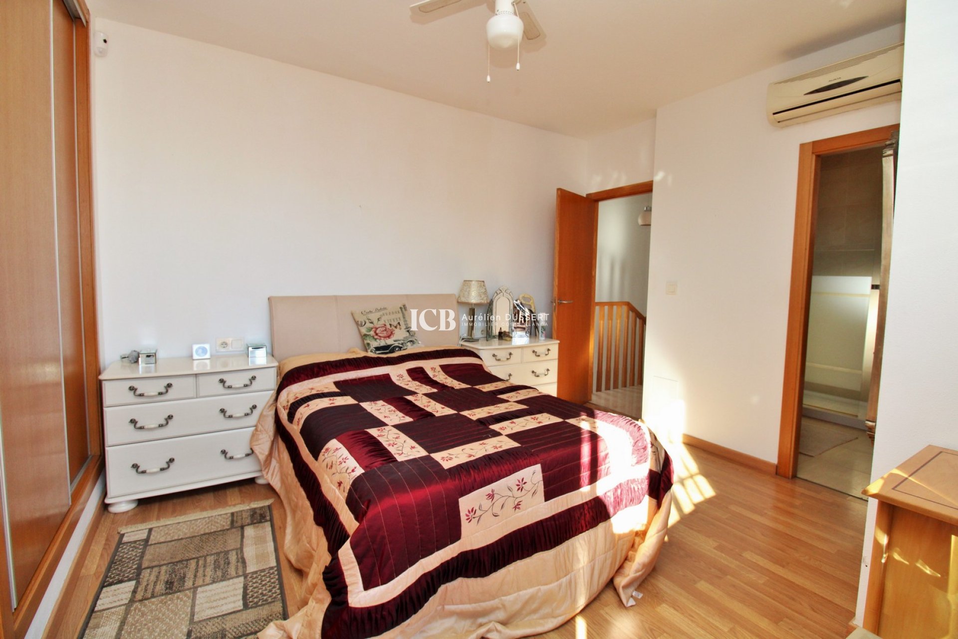 Resale - Detached house -
Orihuela Costa - Villamartín