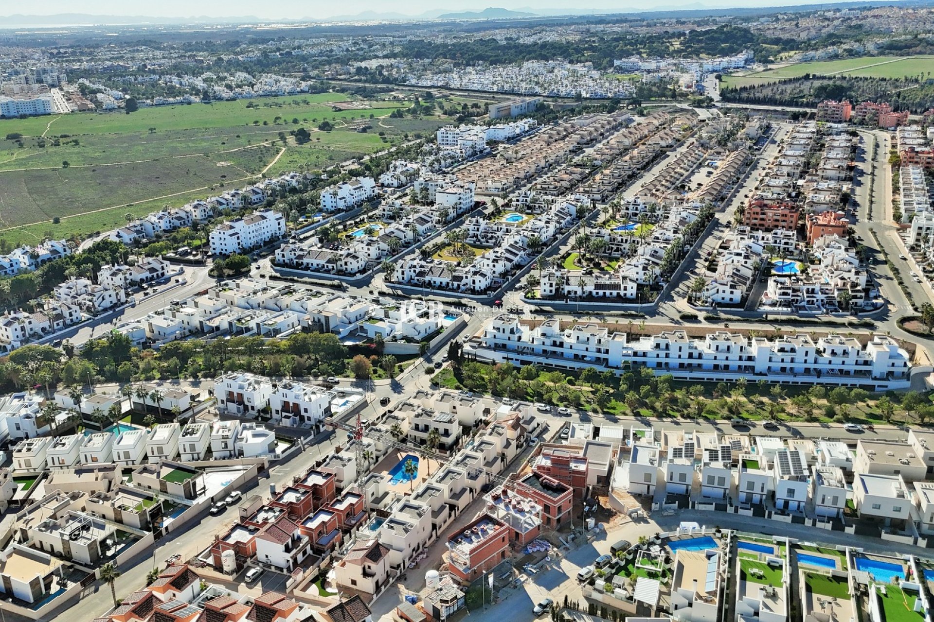 Resale - Detached house -
Orihuela Costa - Villamartín