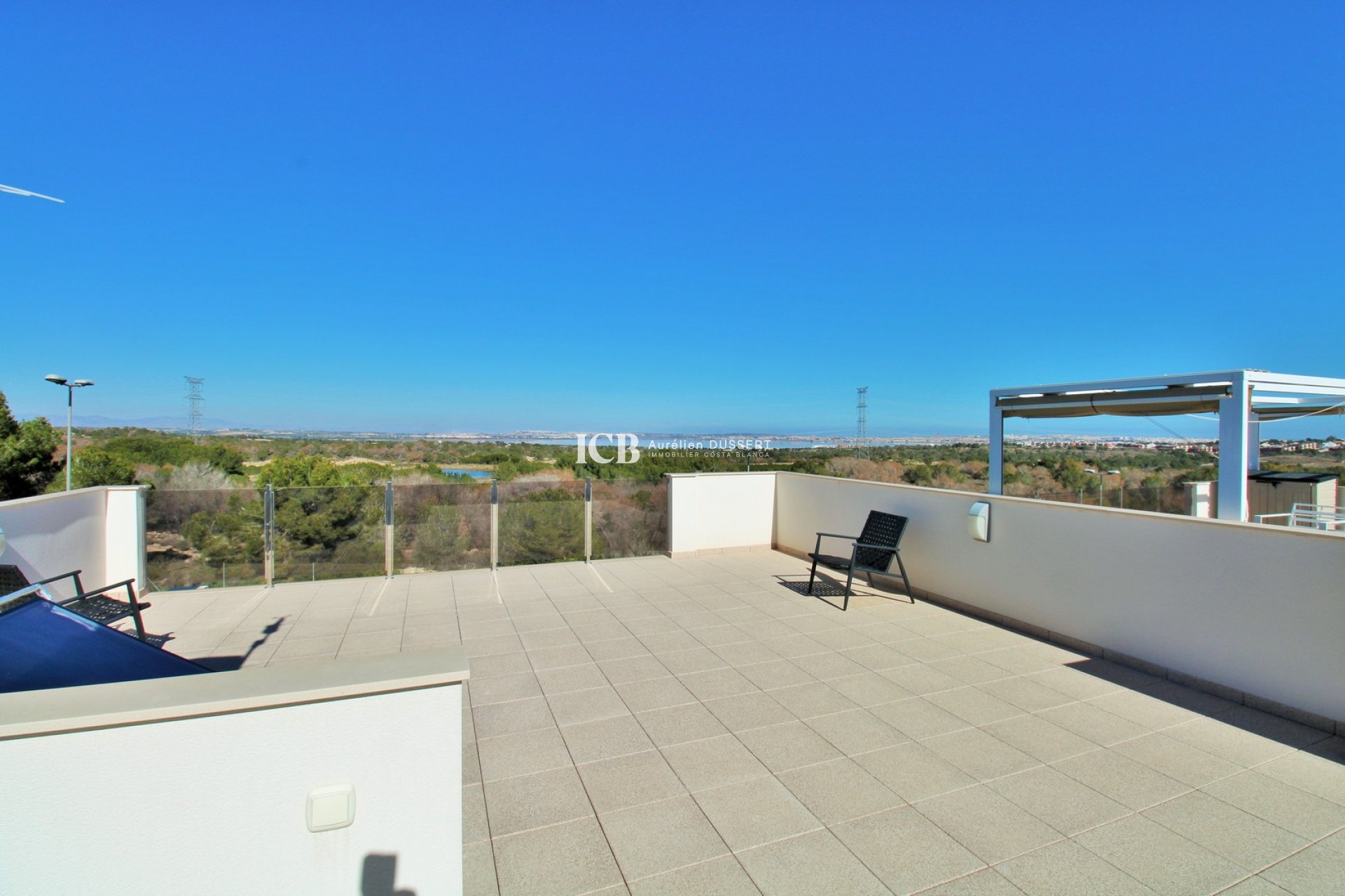 Resale - Detached house -
Orihuela Costa - Villamartín