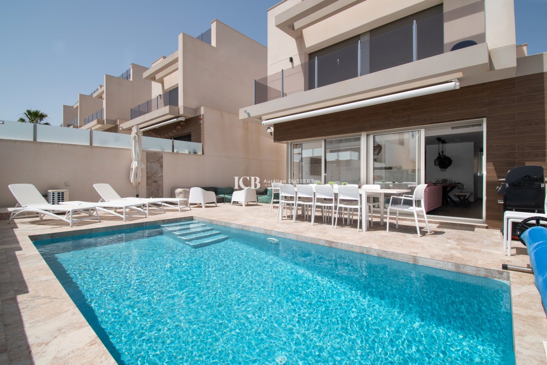 Resale - Detached house -
Orihuela Costa - Villamartín
