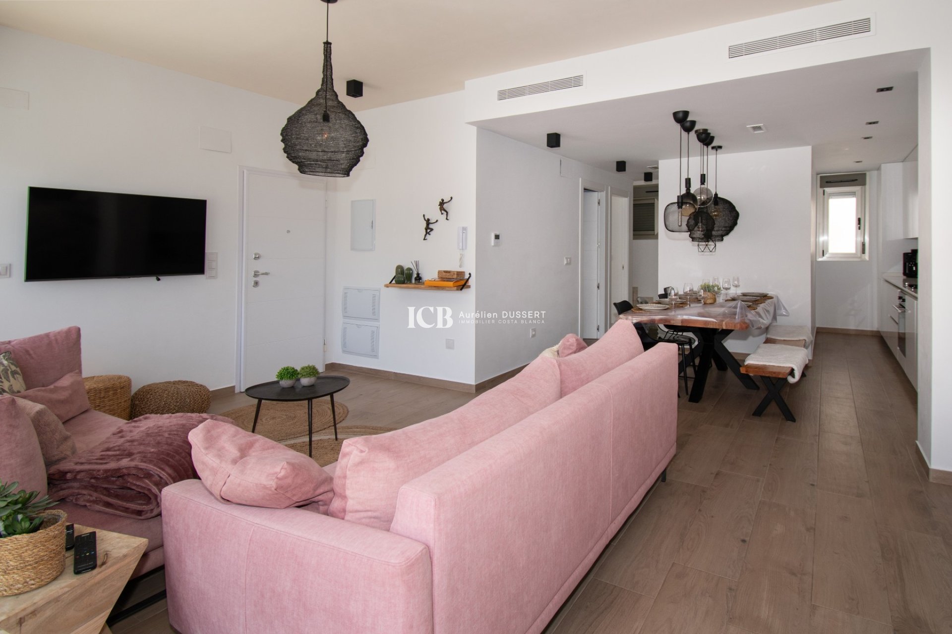 Resale - Detached house -
Orihuela Costa - Villamartín