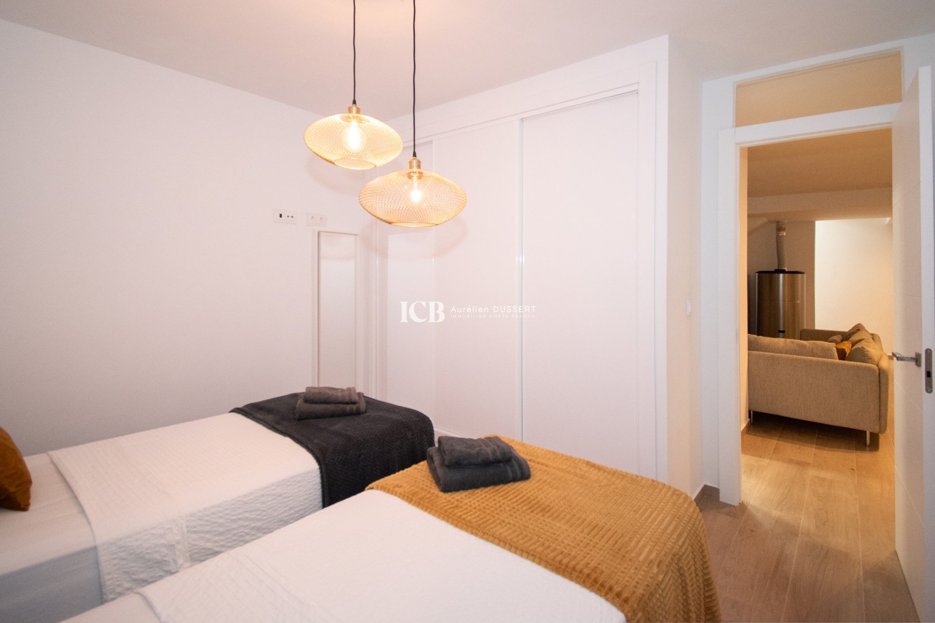 Resale - Detached house -
Orihuela Costa - Villamartín