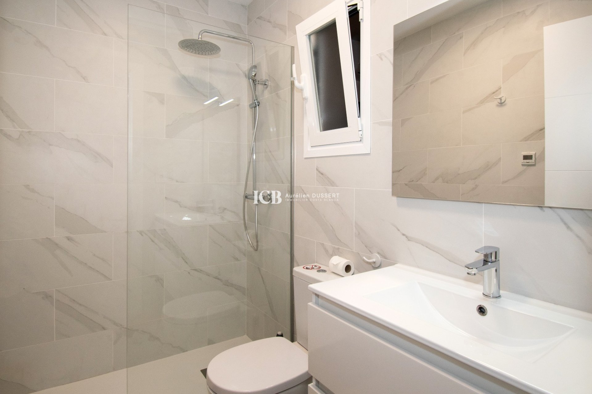 Resale - Detached house -
Orihuela Costa - Villamartín