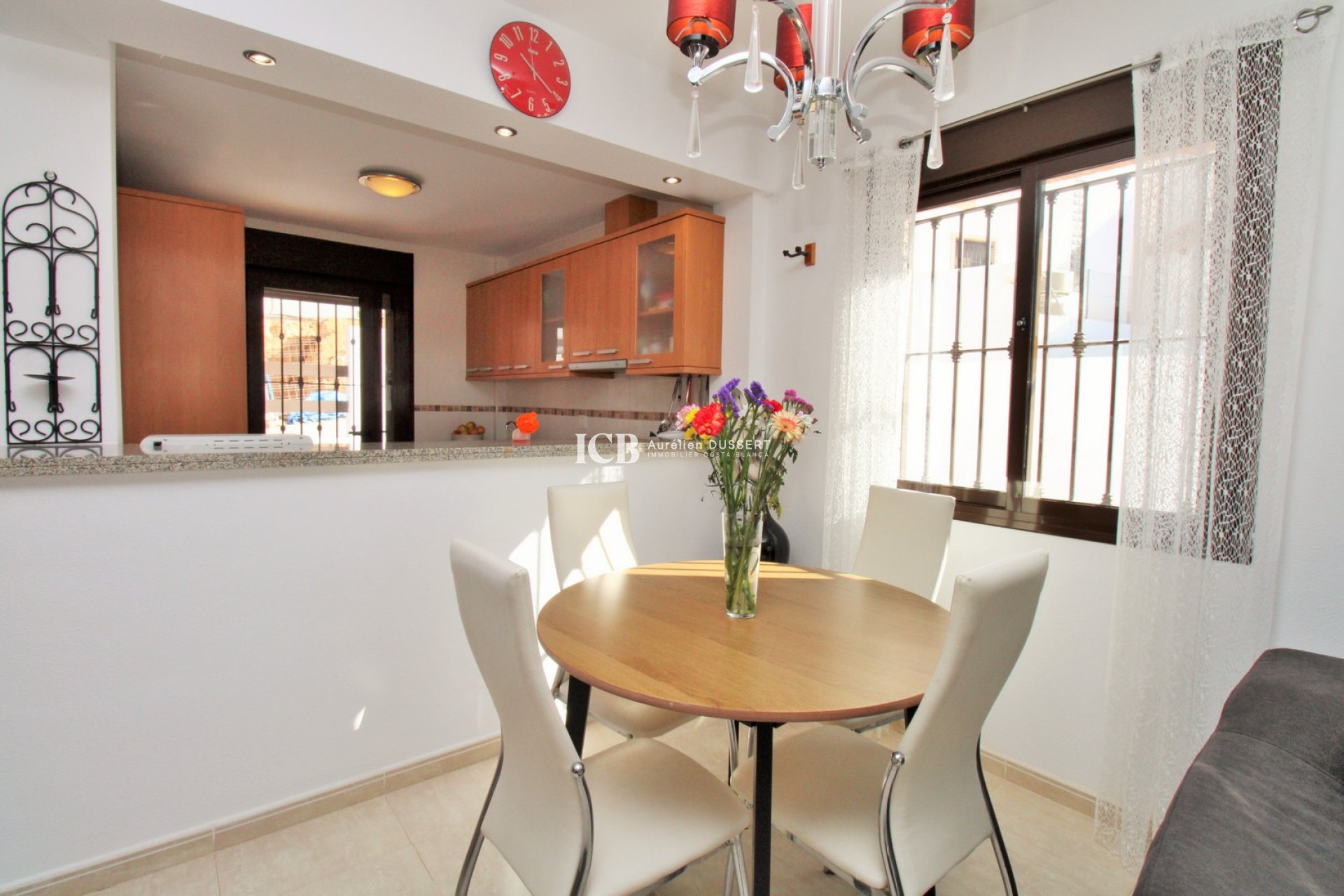 Resale - Detached house -
Orihuela Costa - Villamartín