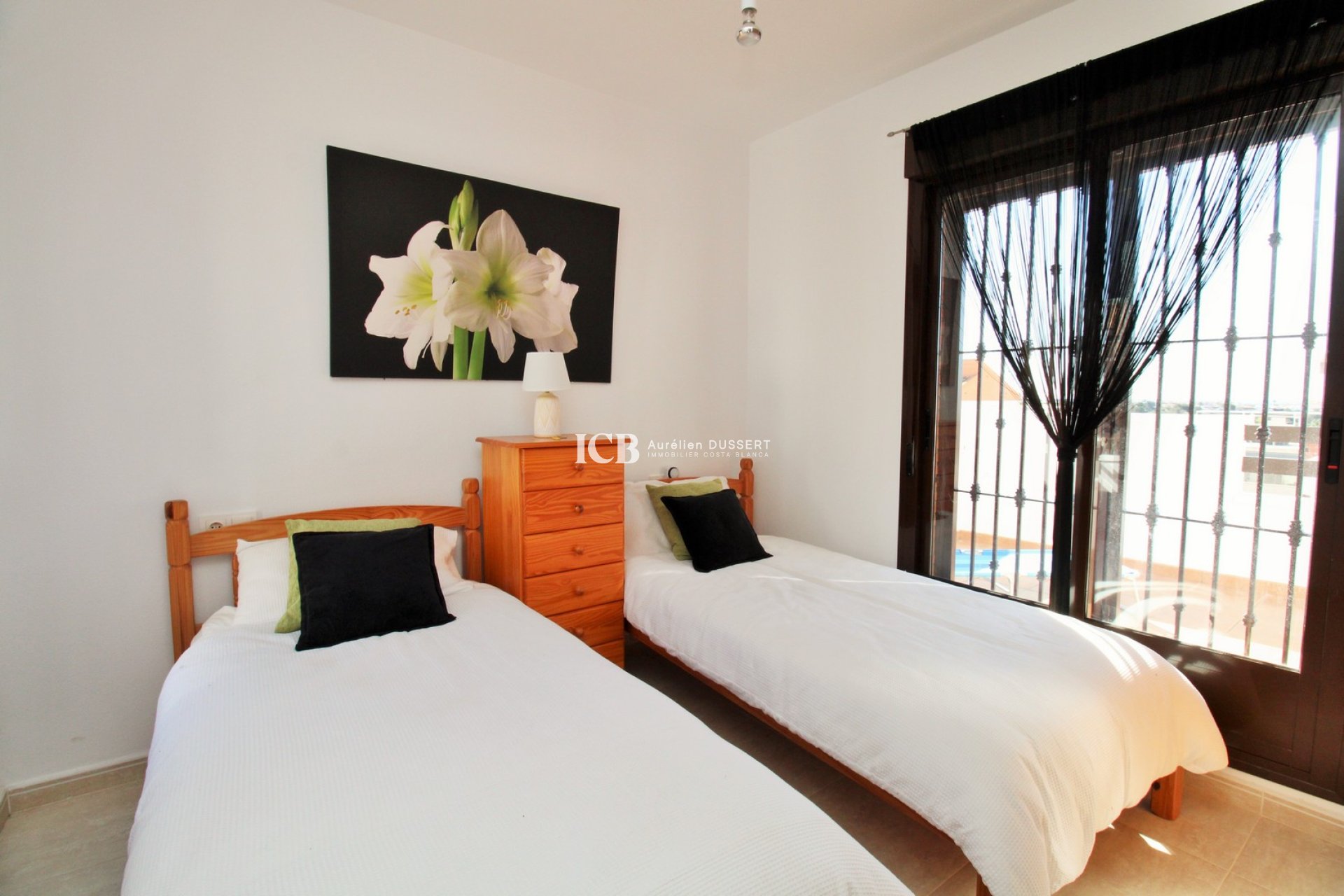 Resale - Detached house -
Orihuela Costa - Villamartín