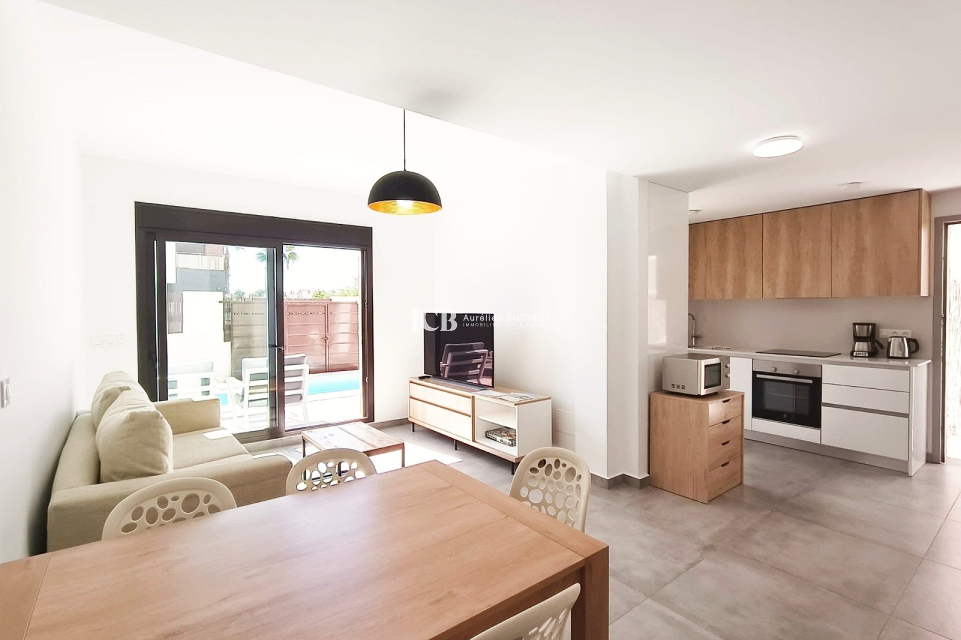 Resale - Detached house -
Orihuela Costa - Villamartín