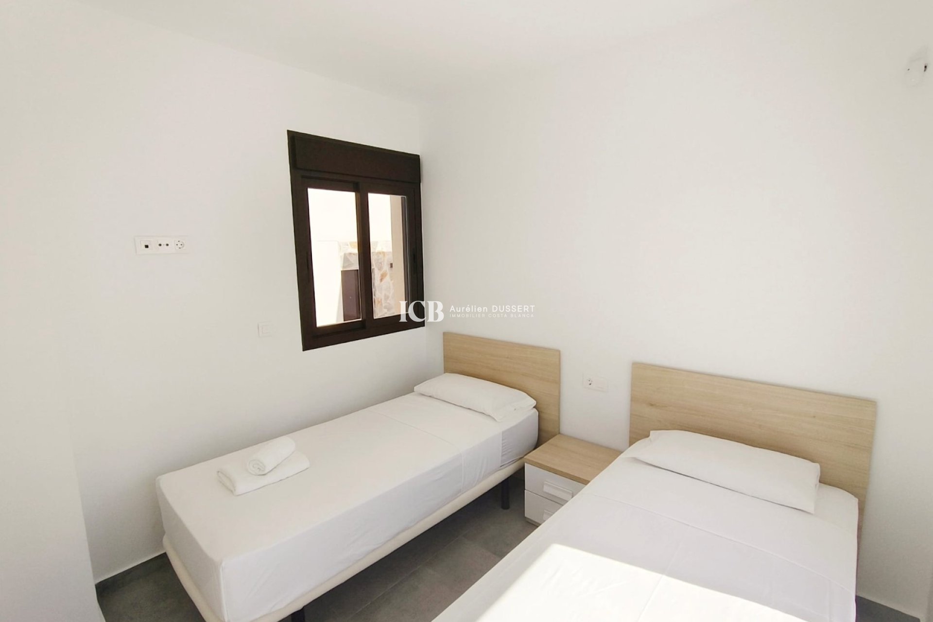 Resale - Detached house -
Orihuela Costa - Villamartín