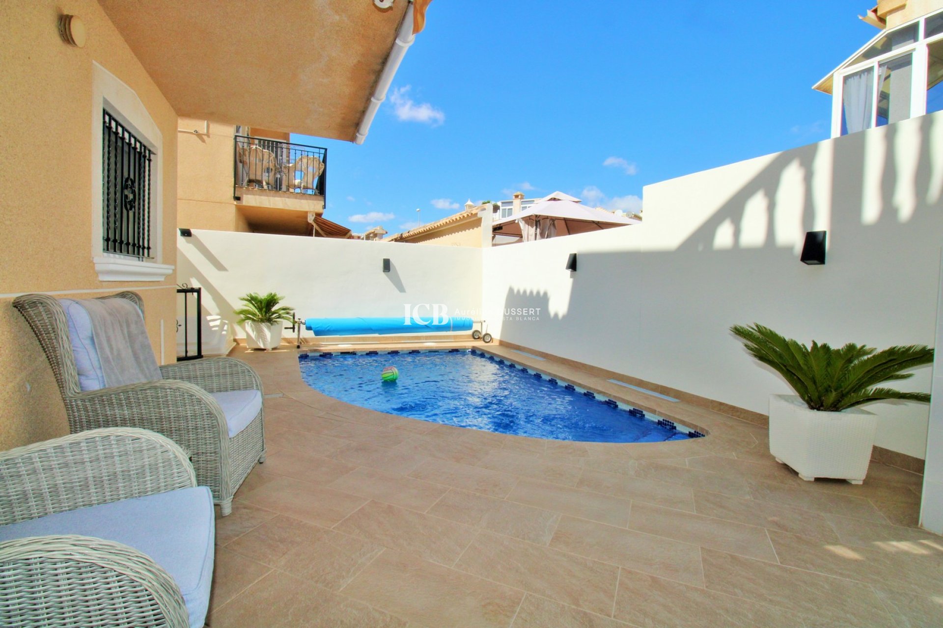 Resale - Detached house -
Orihuela Costa - Villamartín