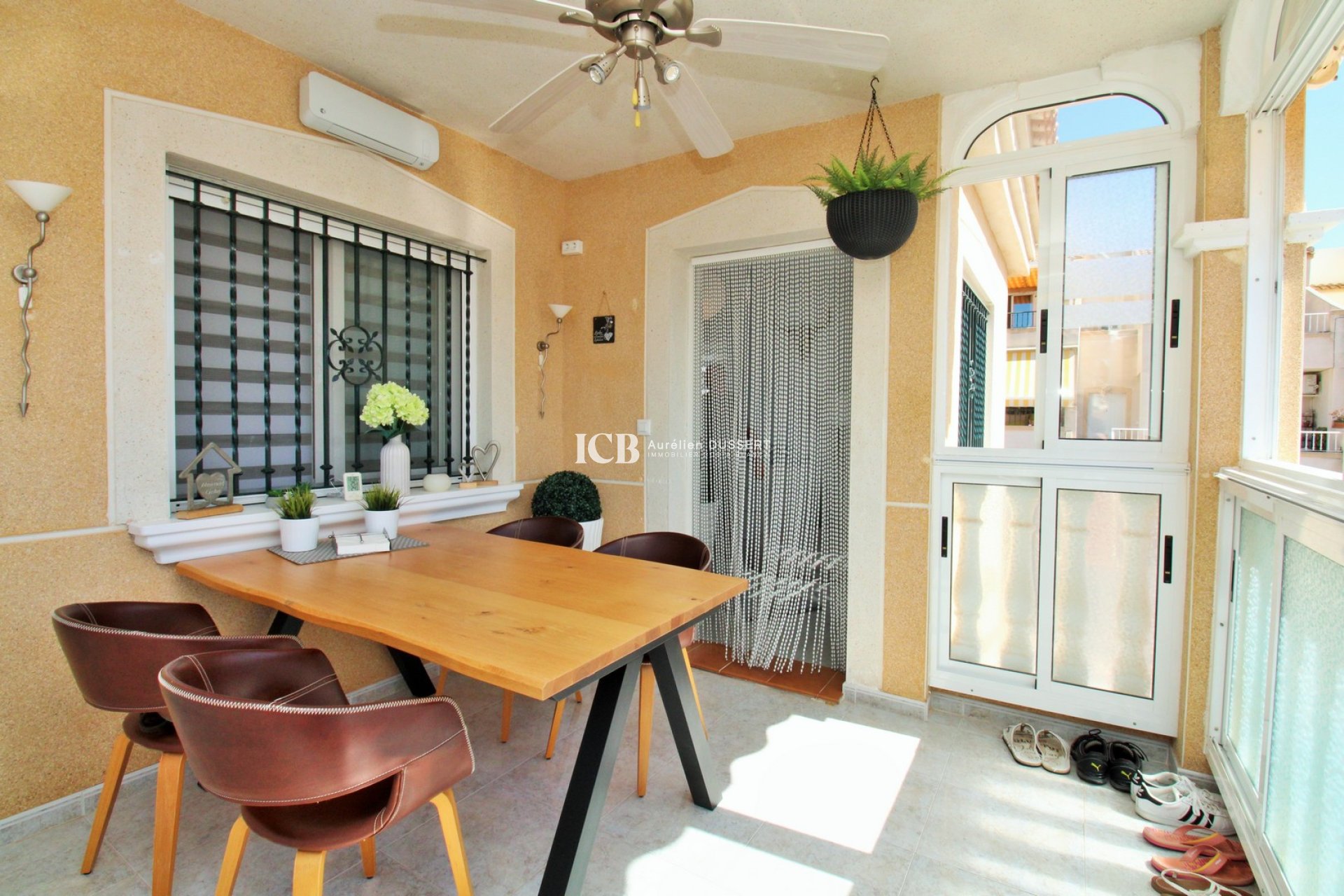 Resale - Detached house -
Orihuela Costa - Villamartín