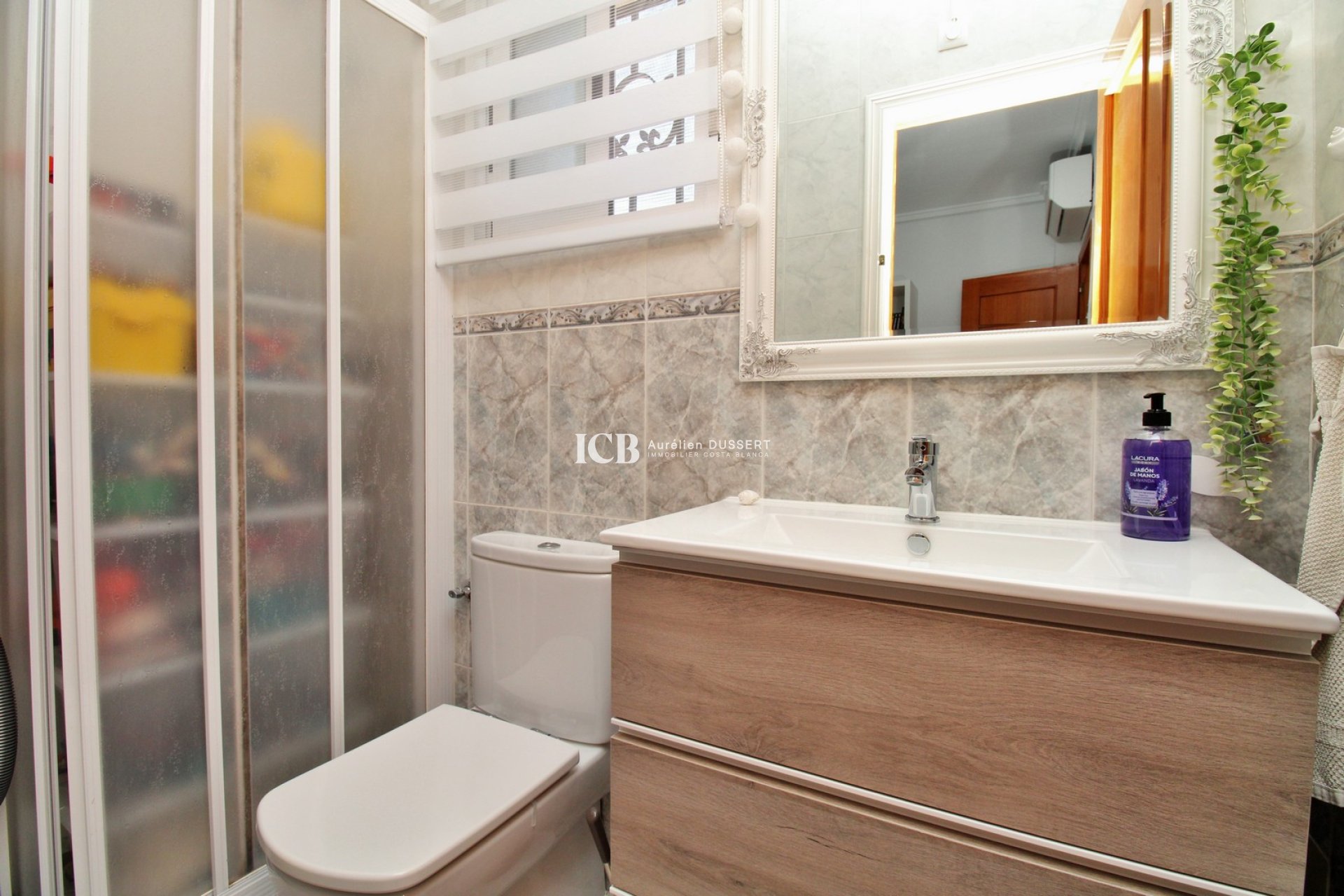 Resale - Detached house -
Orihuela Costa - Villamartín