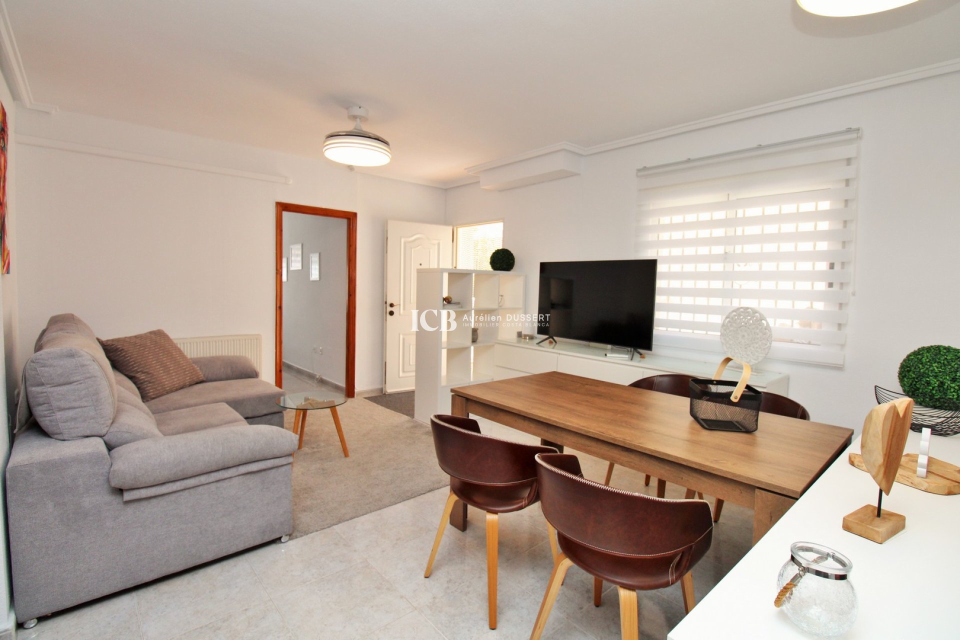 Resale - Detached house -
Orihuela Costa - Villamartín