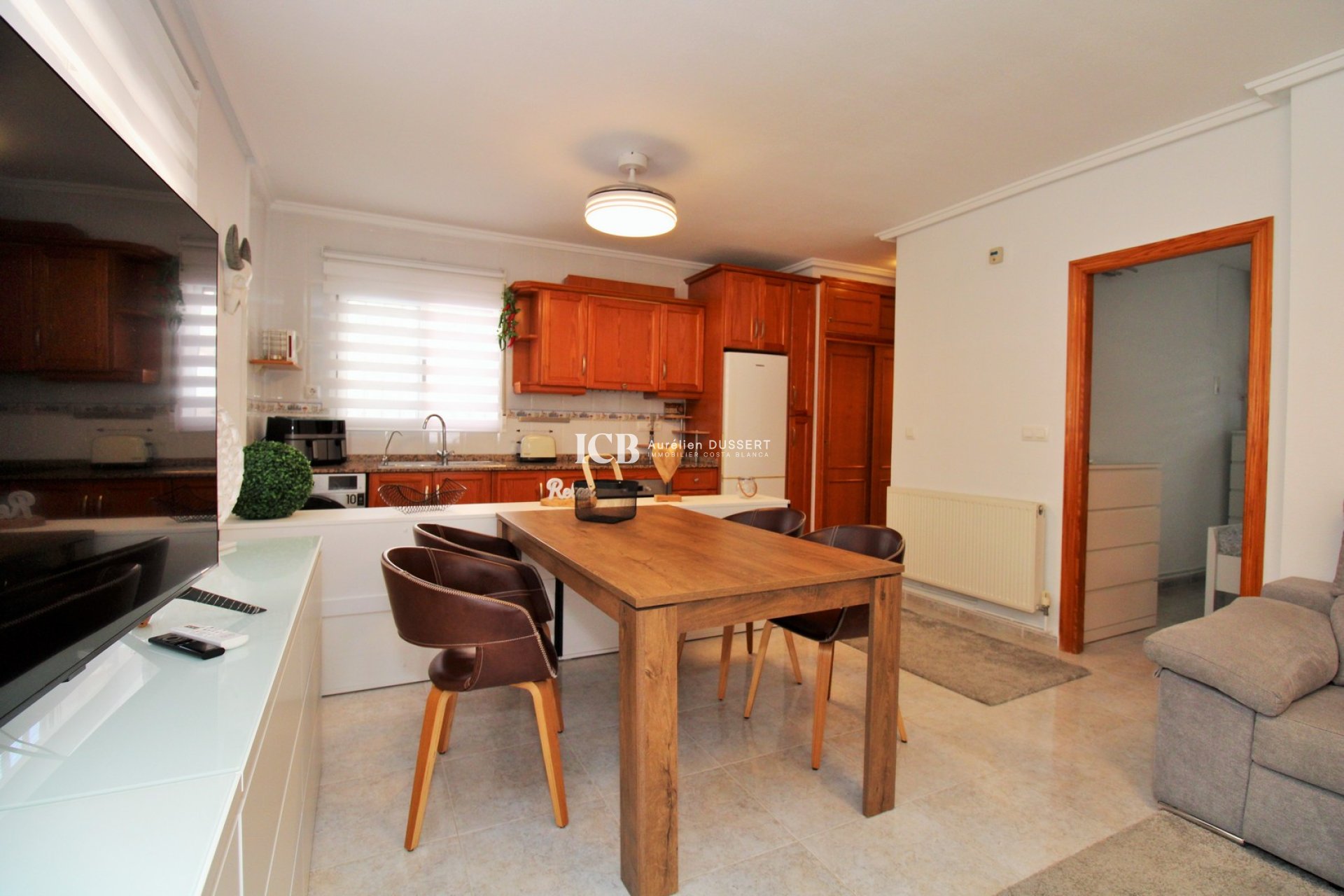 Resale - Detached house -
Orihuela Costa - Villamartín