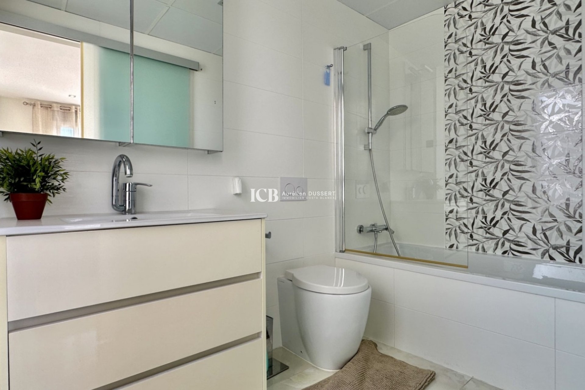 Resale - Detached house -
Orihuela Costa - Villamartín