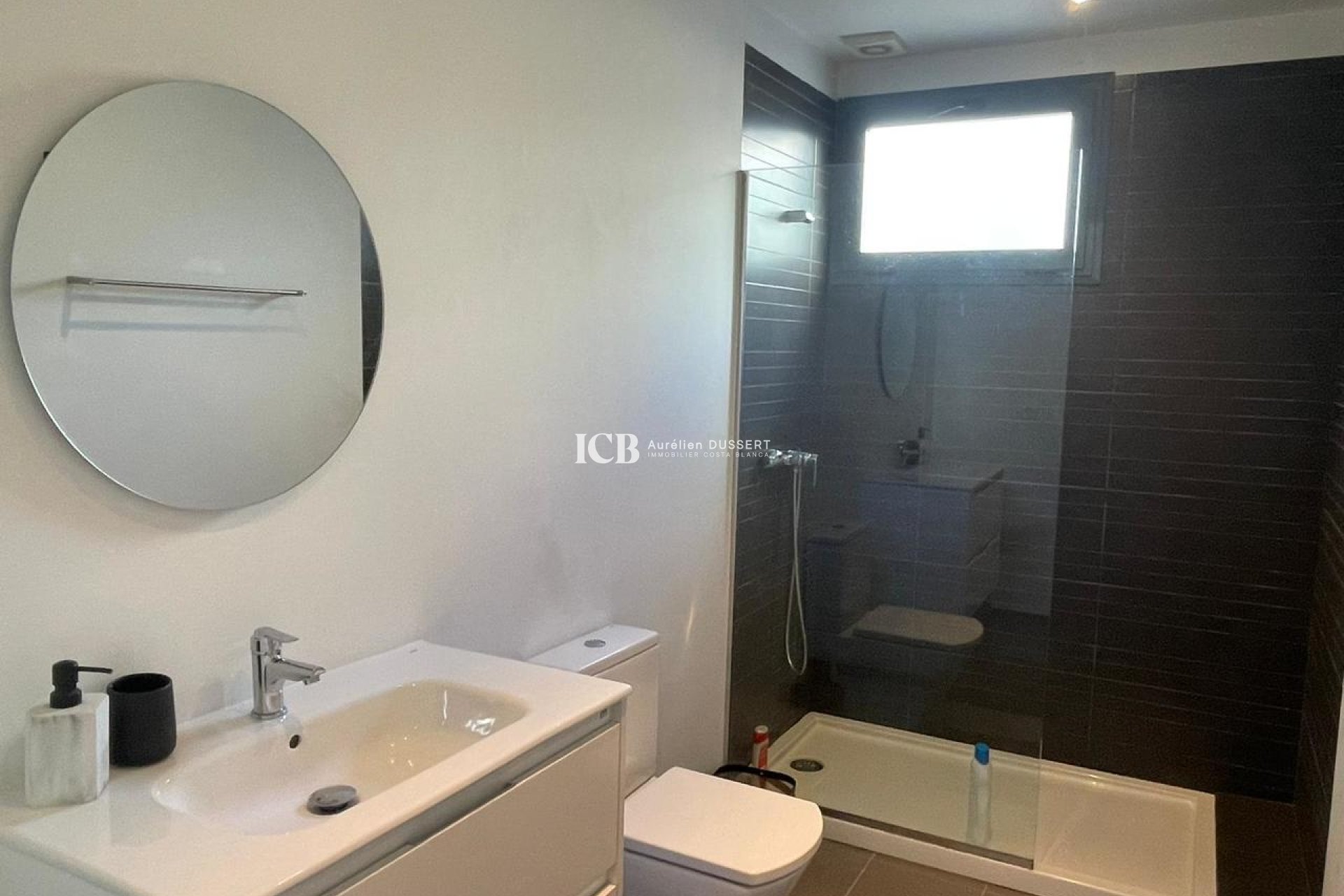 Resale - Detached house -
Orihuela Costa - Villamartín