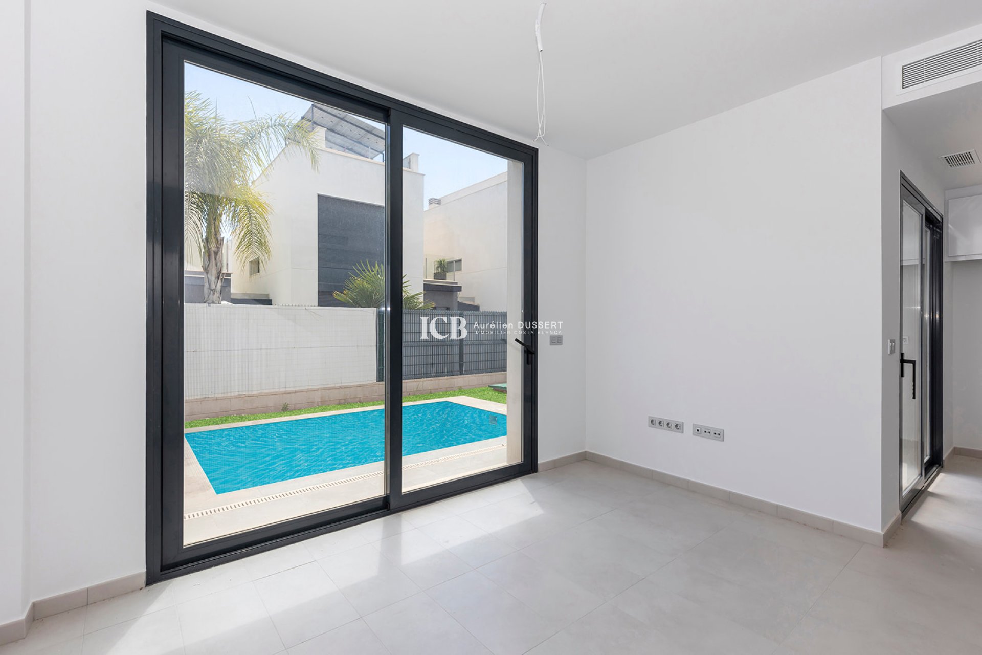 Resale - Detached house -
Orihuela Costa - Villamartín