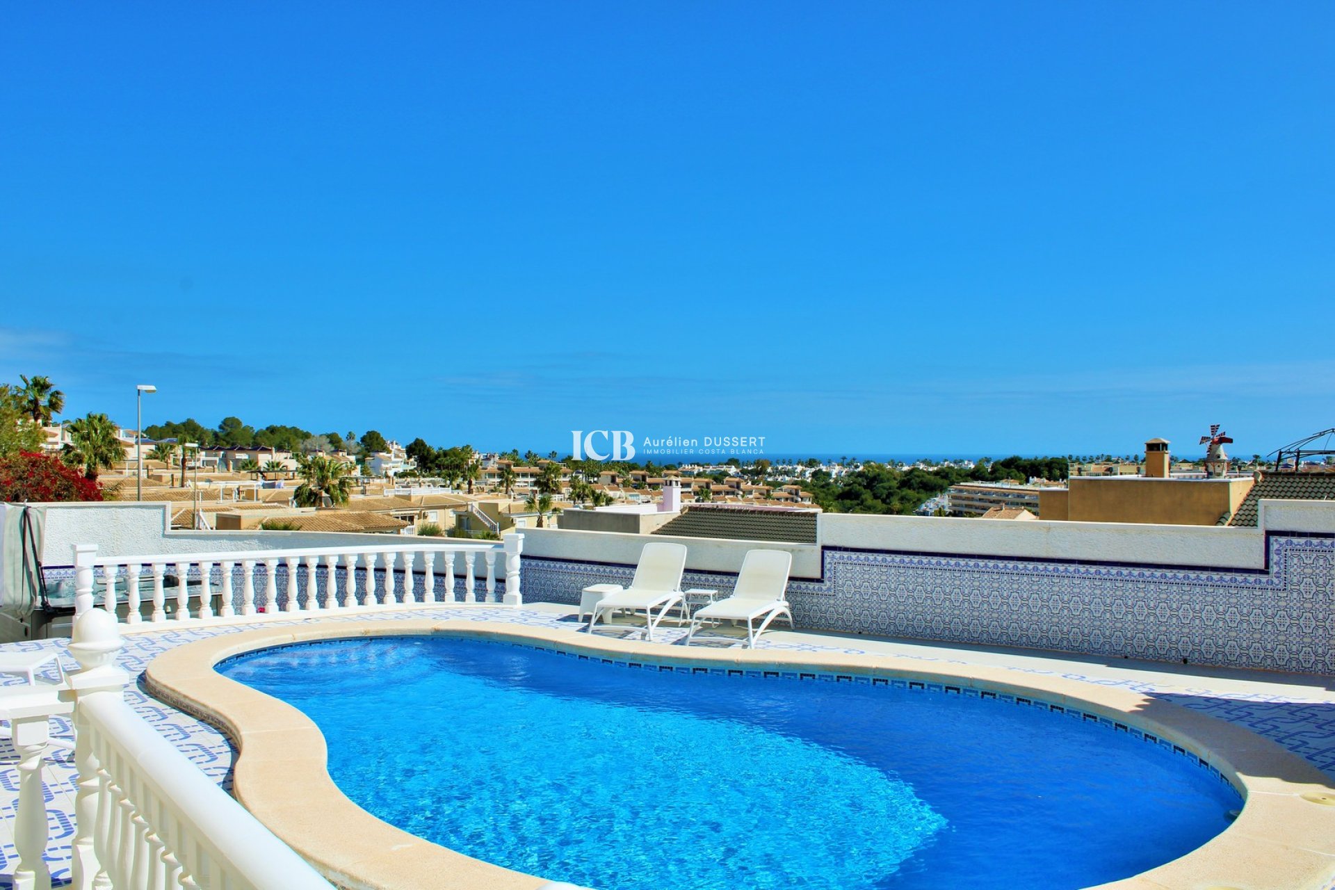 Resale - Detached house -
Orihuela Costa - Villamartín