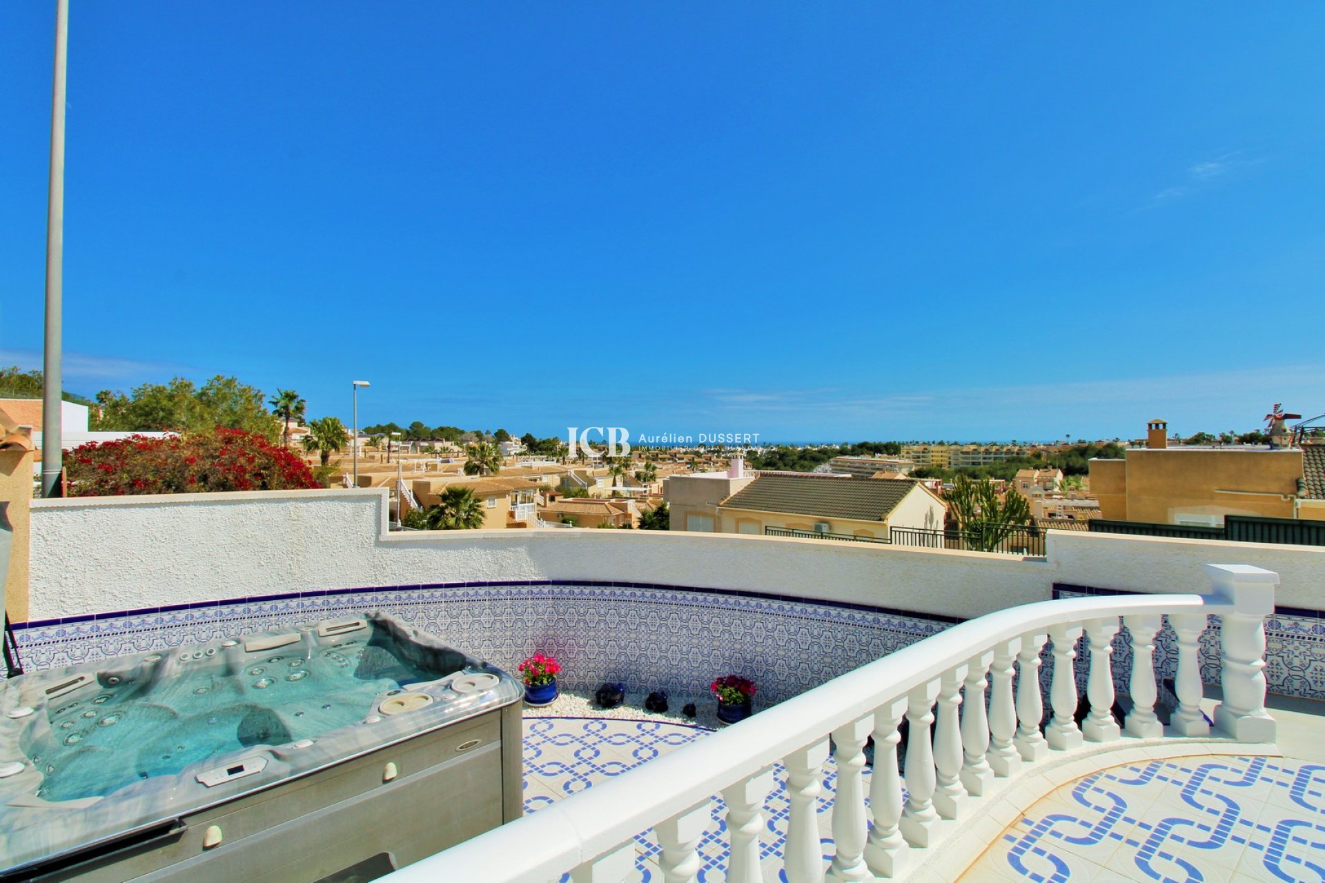 Resale - Detached house -
Orihuela Costa - Villamartín