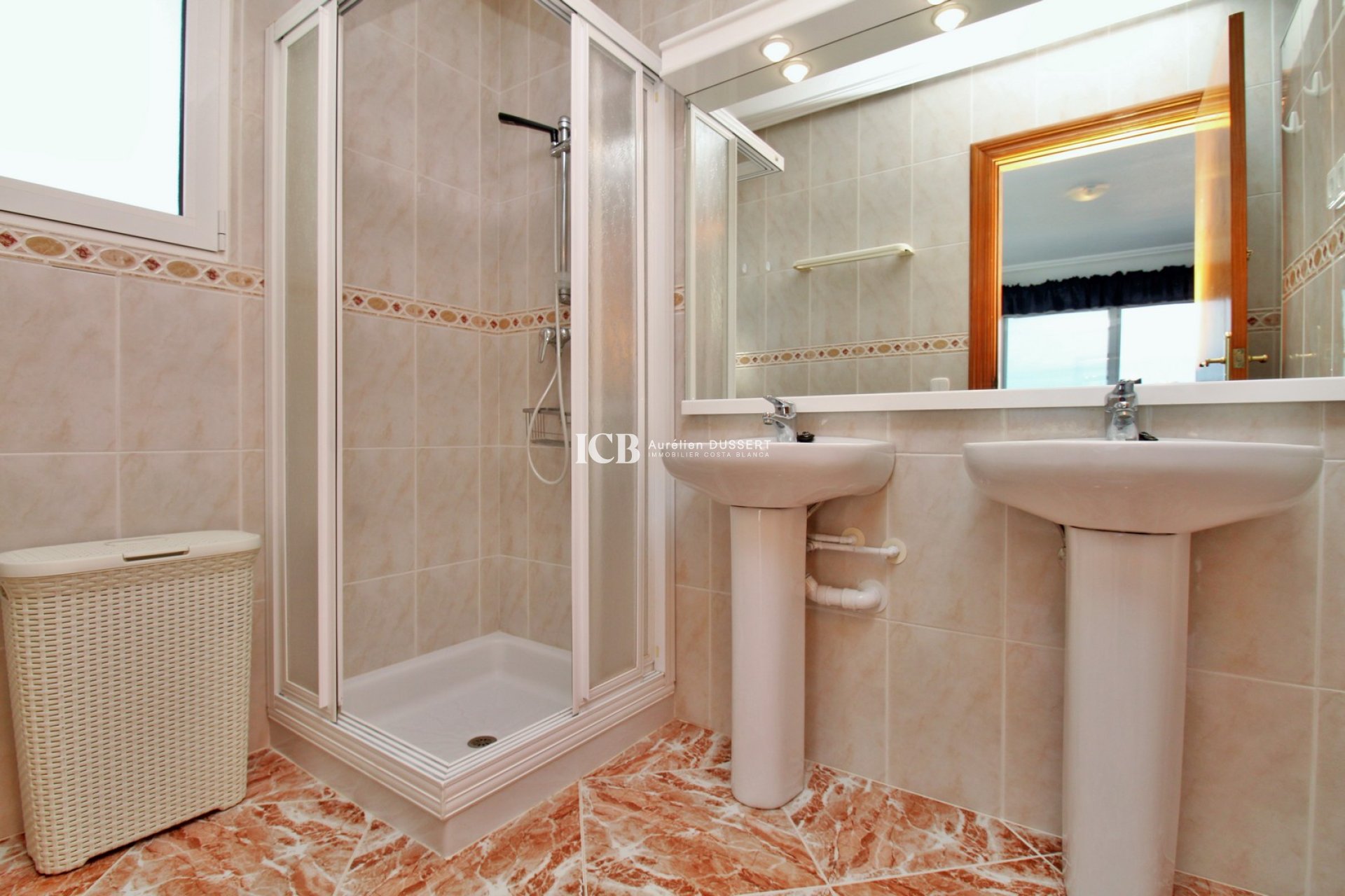 Resale - Detached house -
Orihuela Costa - Villamartín