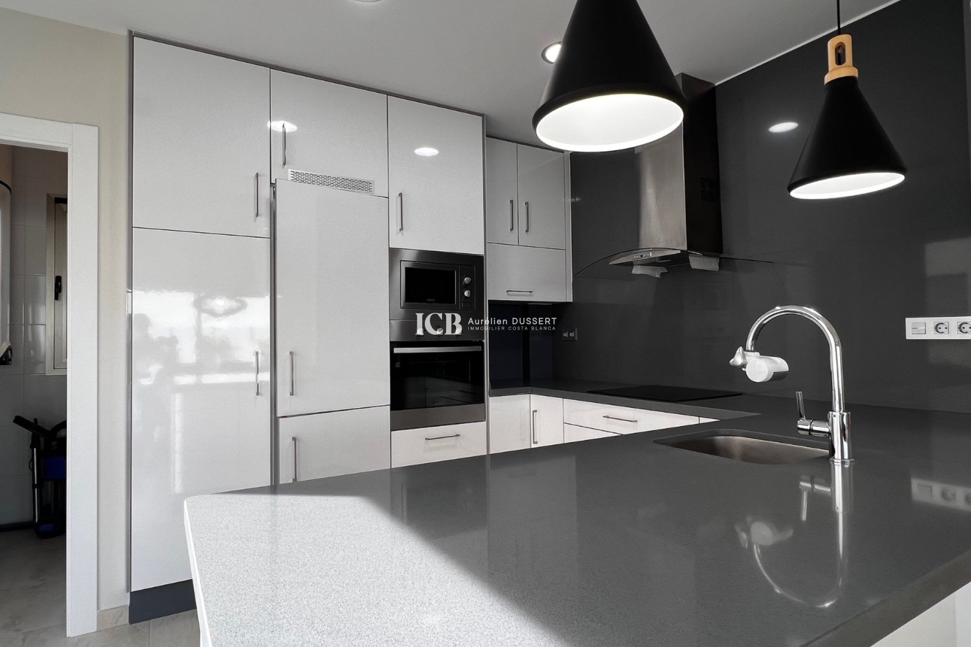 Resale - Detached house -
Orihuela Costa - Villamartín