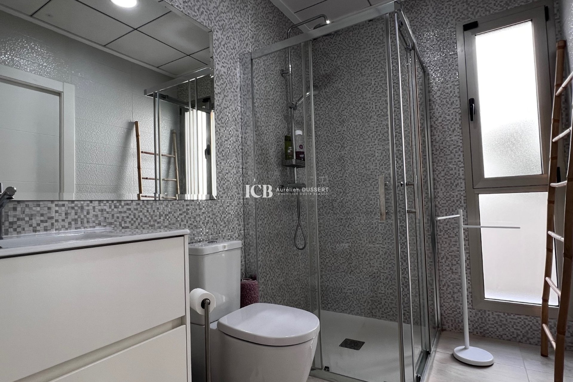 Resale - Detached house -
Orihuela Costa - Villamartín