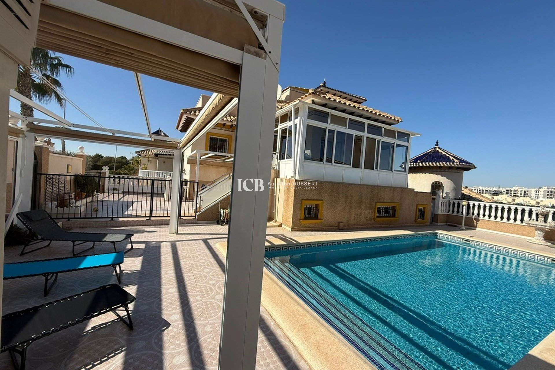 Resale - Detached house -
Orihuela Costa - Villamartín